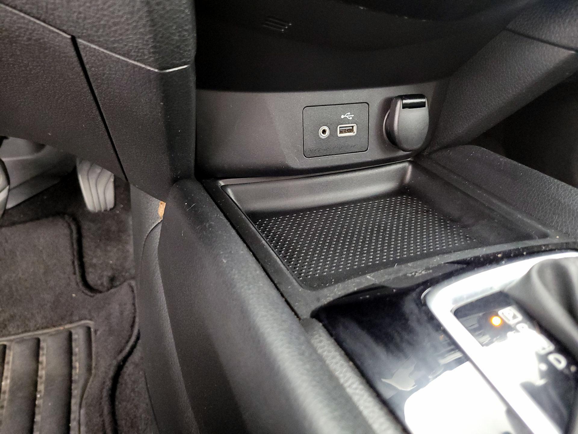 Thumbnail: 2019 Nissan Rogue - 18