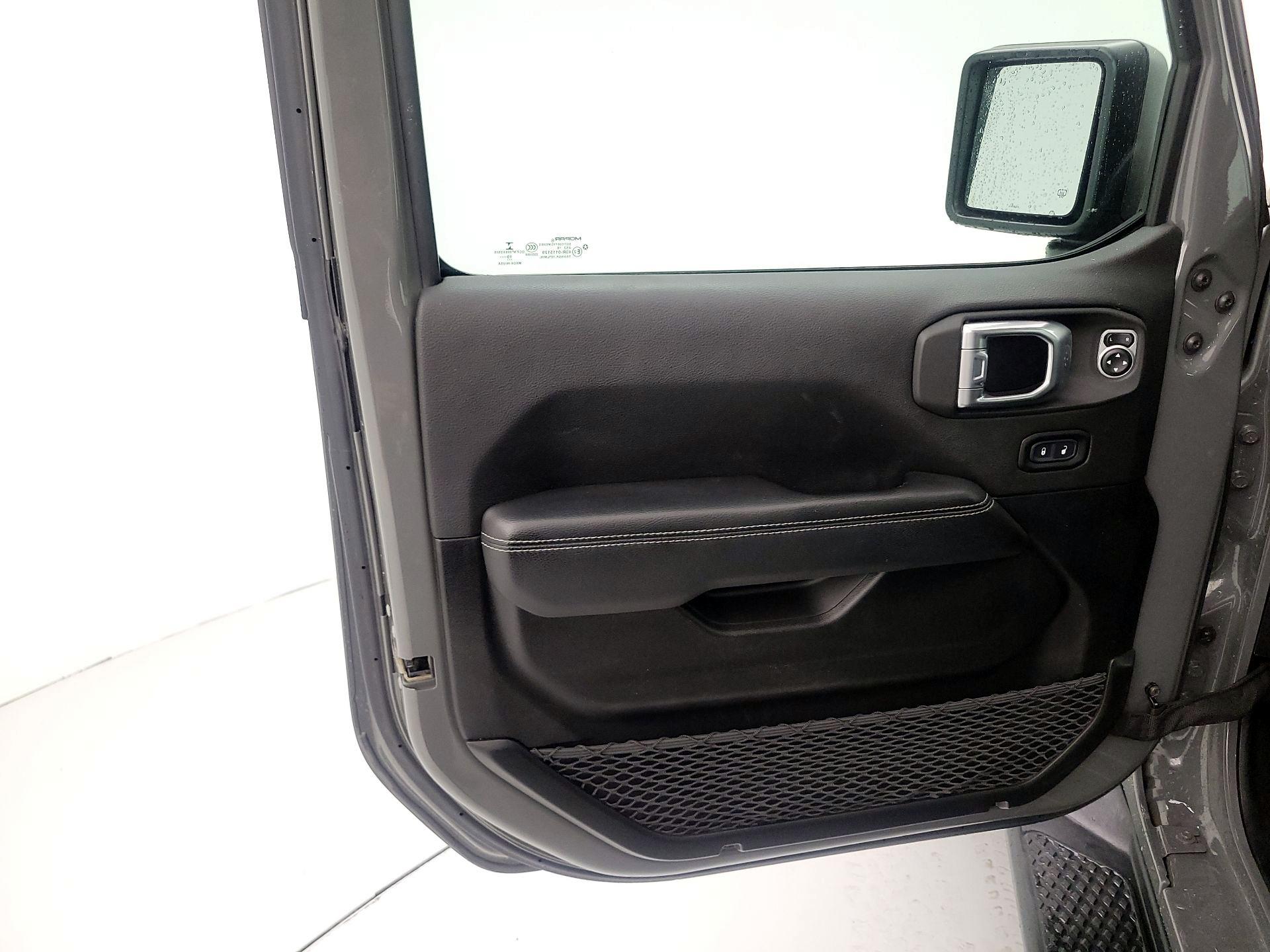 Thumbnail: 2020 Jeep Gladiator - 12