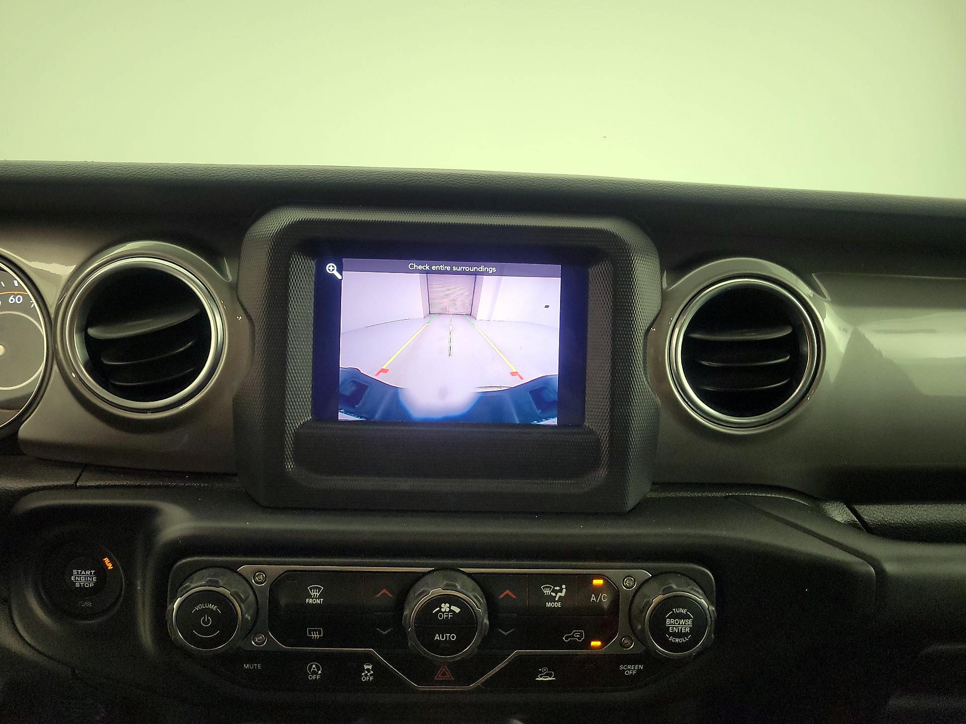 Thumbnail: 2020 Jeep Gladiator - 14