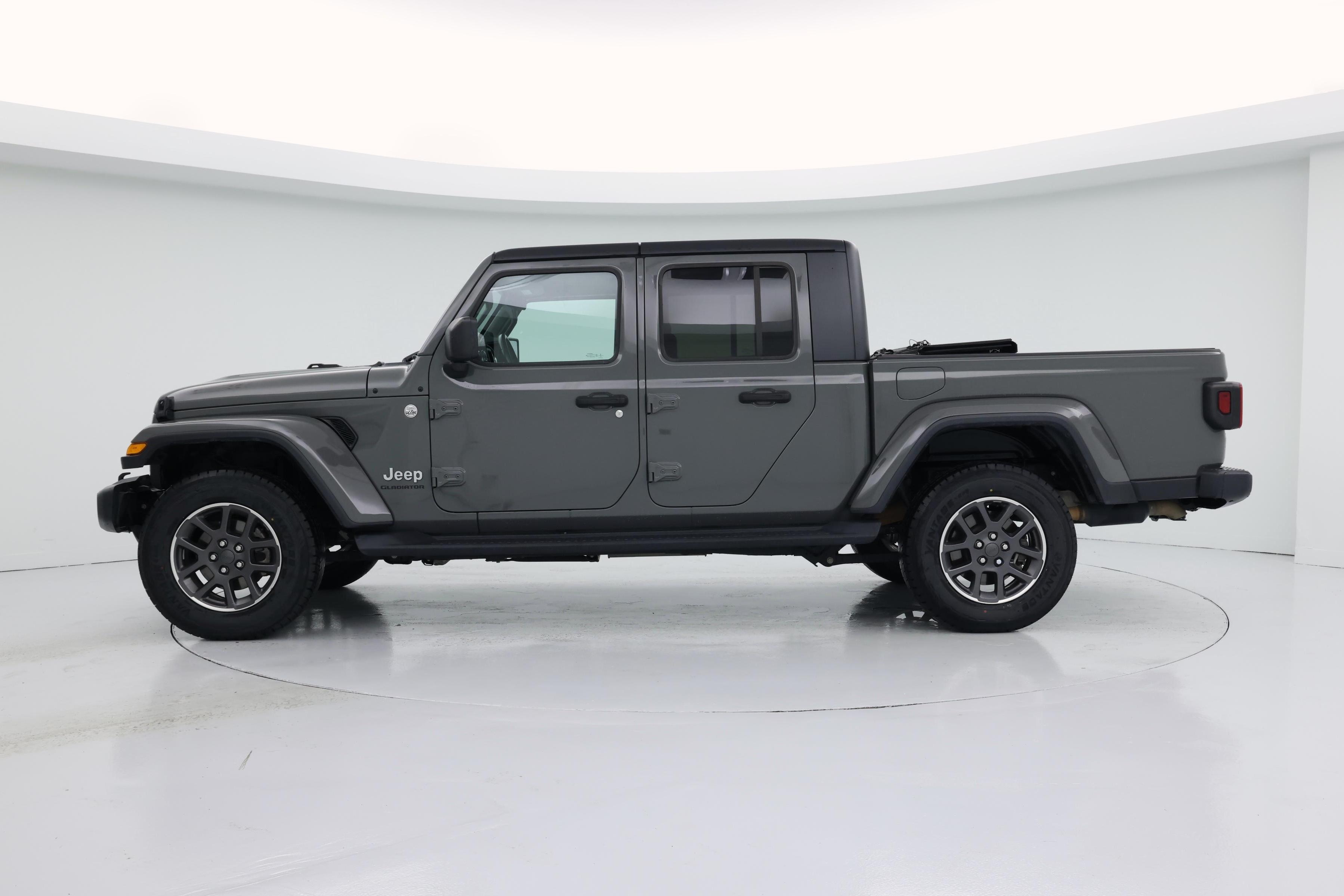 Thumbnail: 2020 Jeep Gladiator - 3