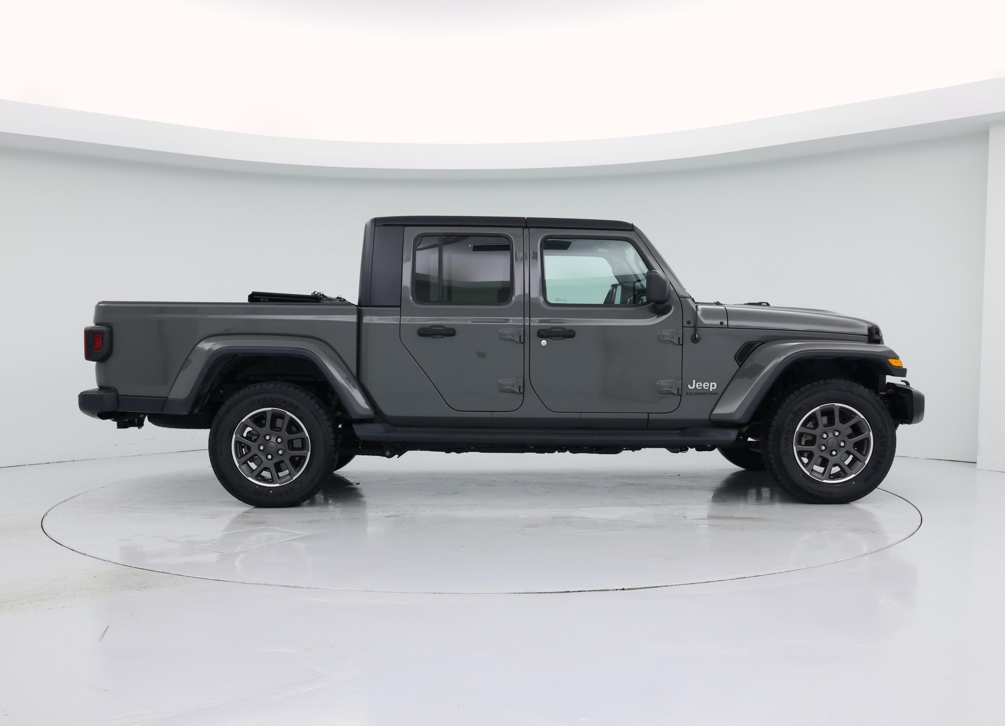 Thumbnail: 2020 Jeep Gladiator - 7