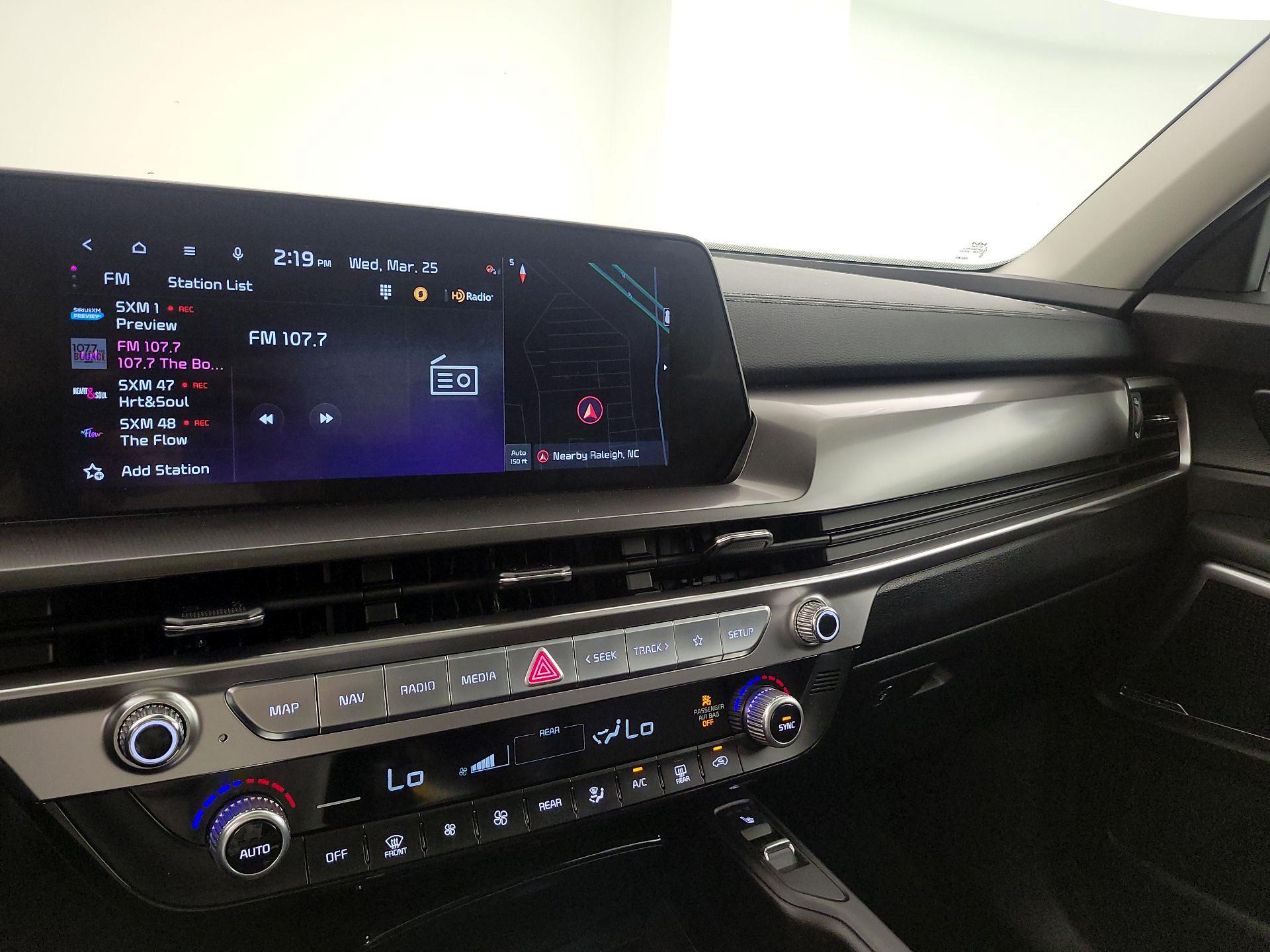 Thumbnail: 2025 Kia Telluride - 16