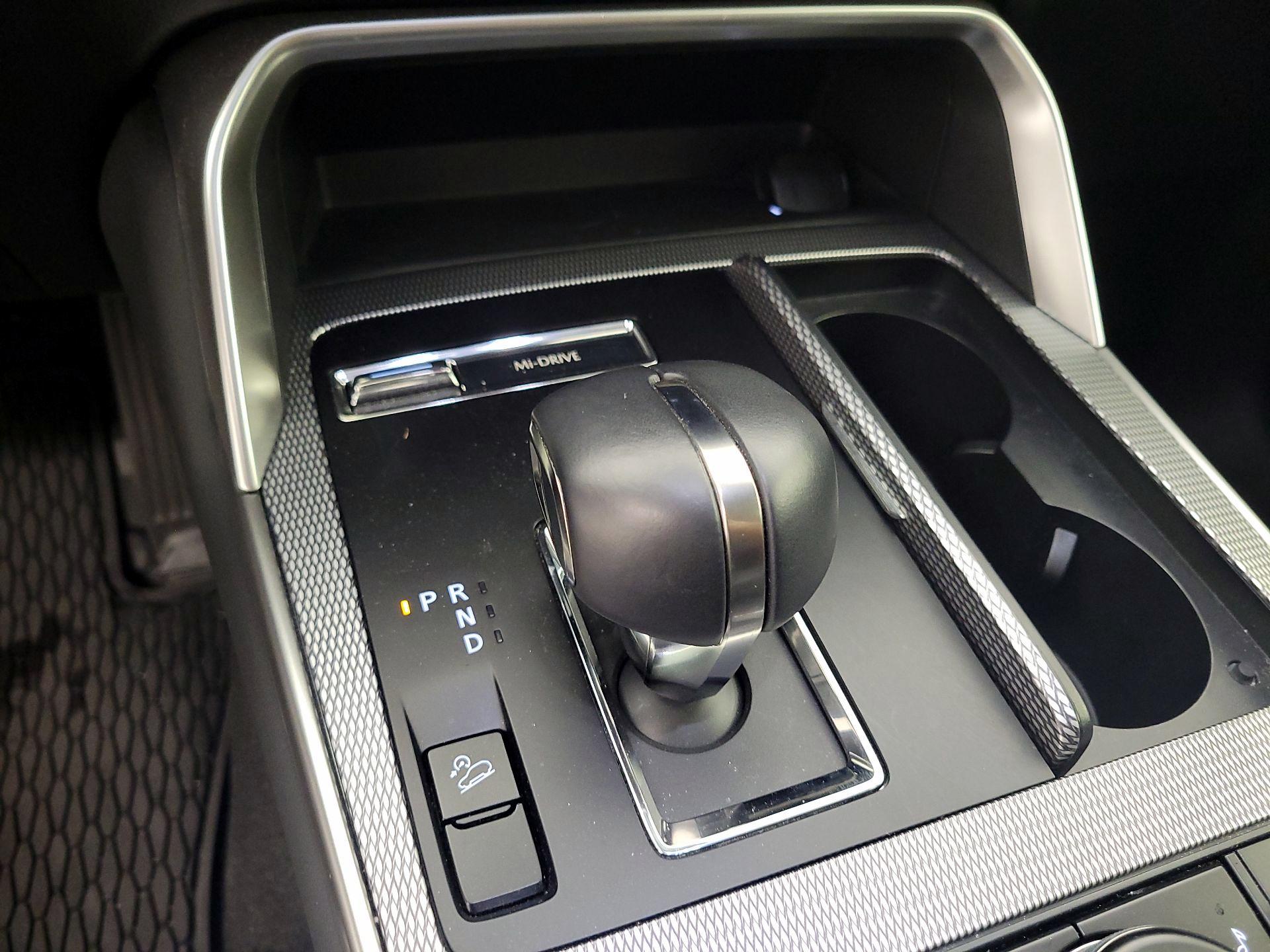 Thumbnail: 2025 Mazda CX-90 - 17