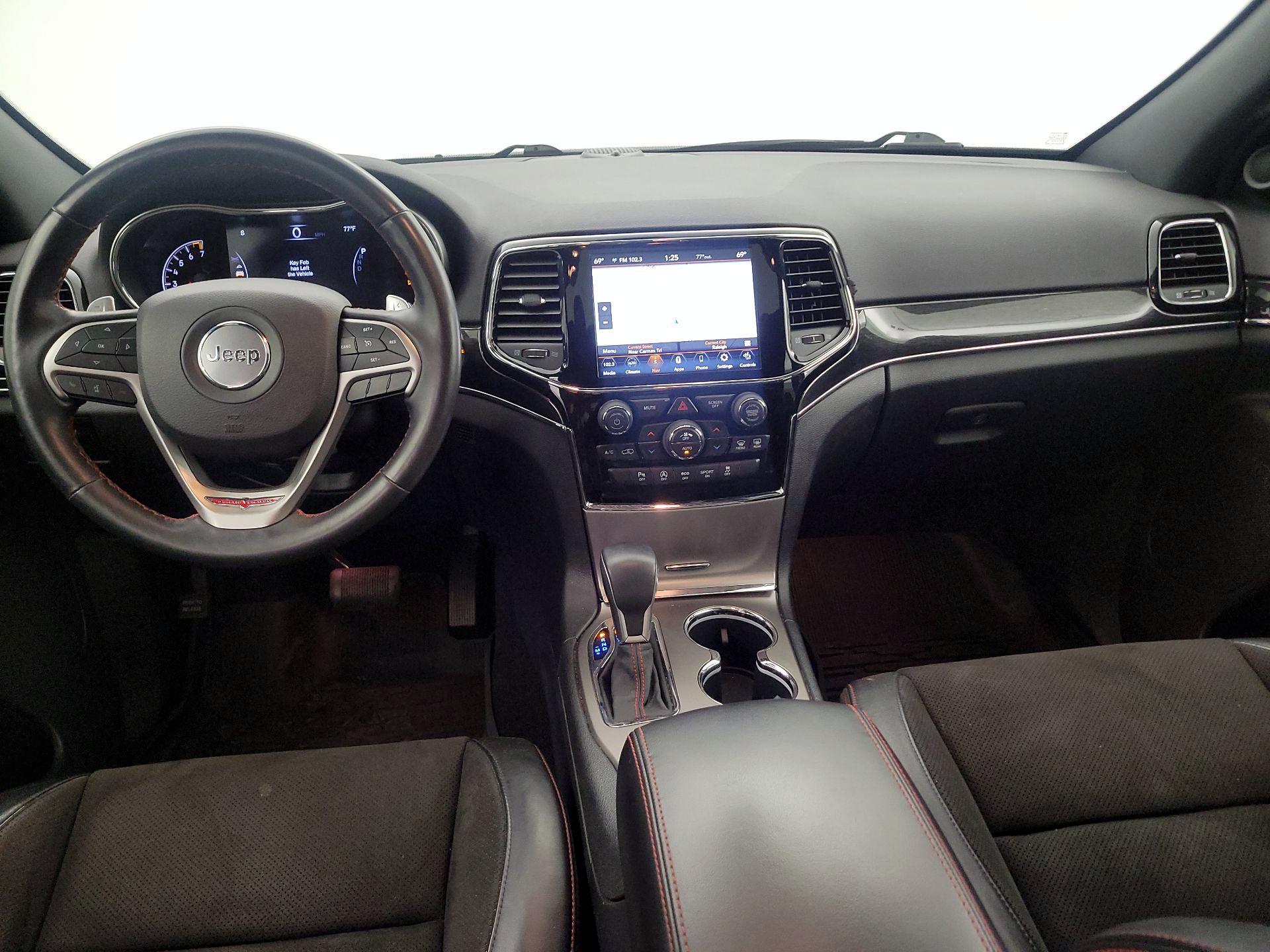 Thumbnail: 2019 Jeep Grand Cherokee - 9