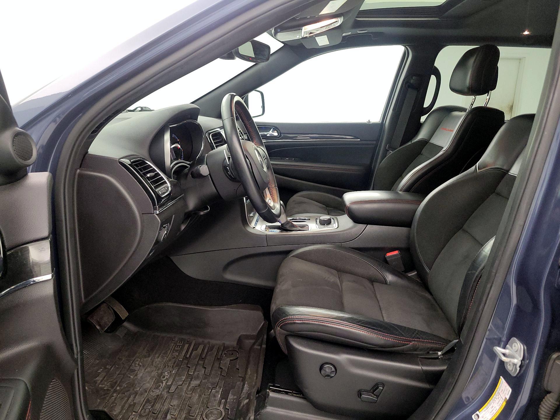 Thumbnail: 2019 Jeep Grand Cherokee - 11