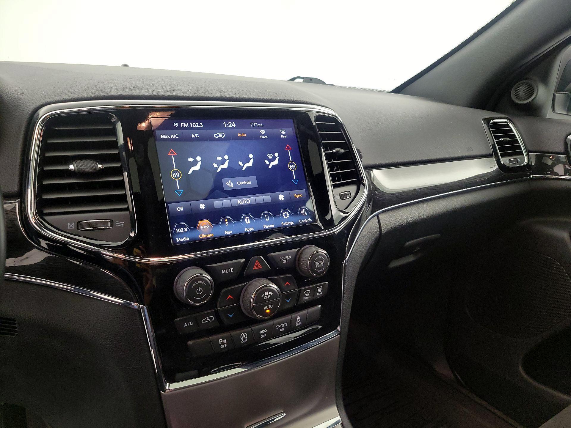 Thumbnail: 2019 Jeep Grand Cherokee - 17