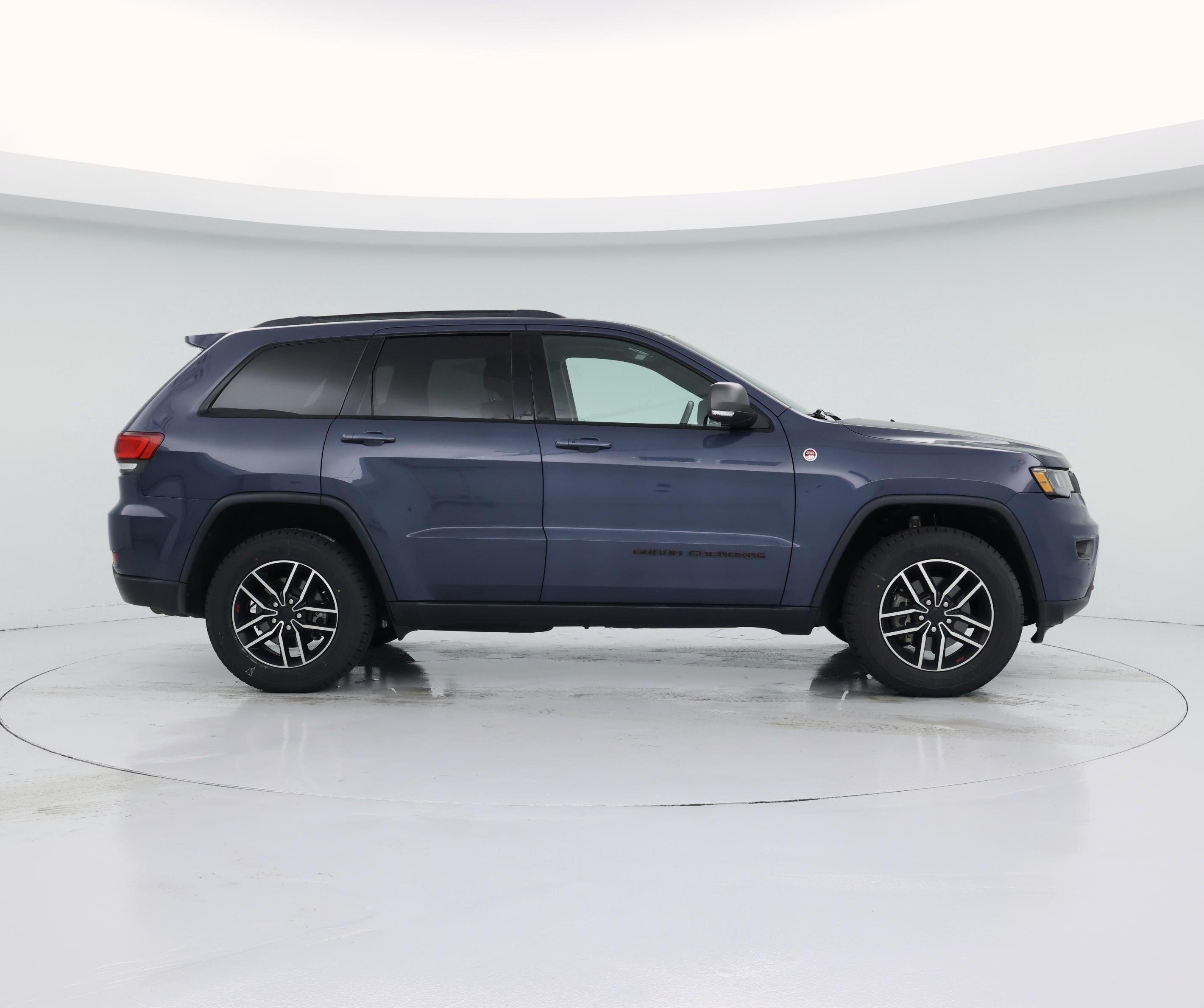 Thumbnail: 2019 Jeep Grand Cherokee - 7