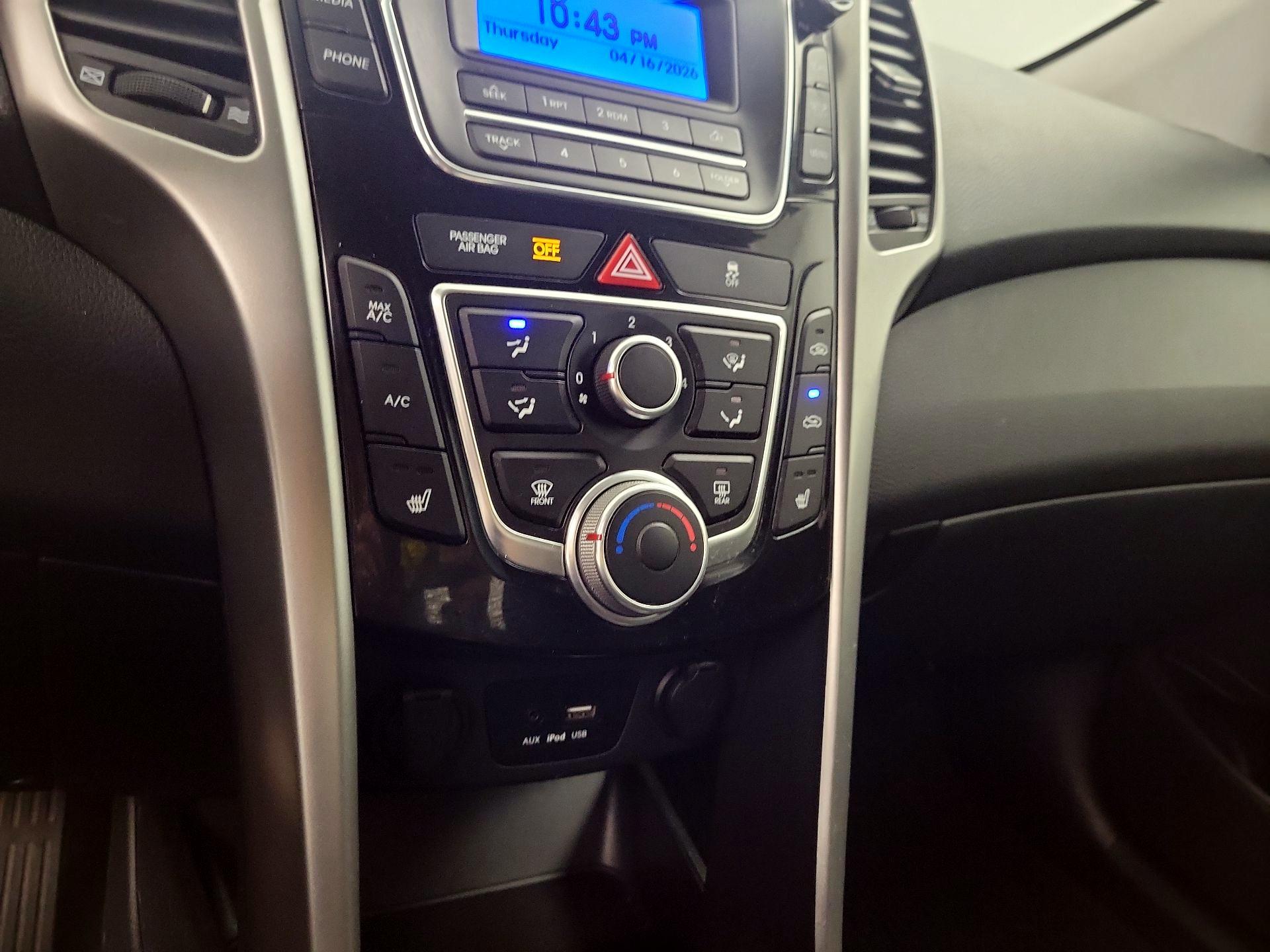 Thumbnail: 2016 Hyundai Elantra - 15