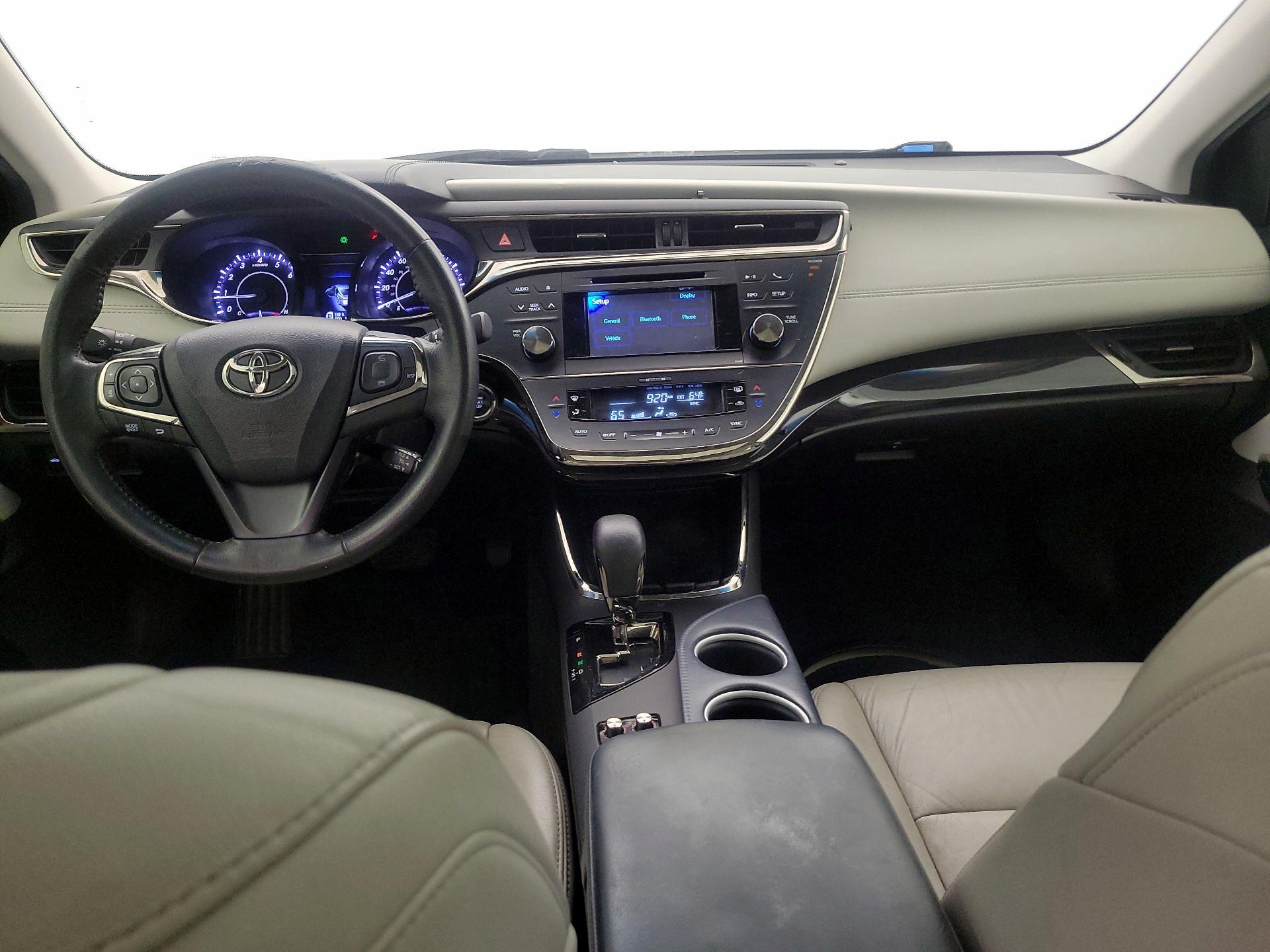 Thumbnail: 2014 Toyota Avalon - 9