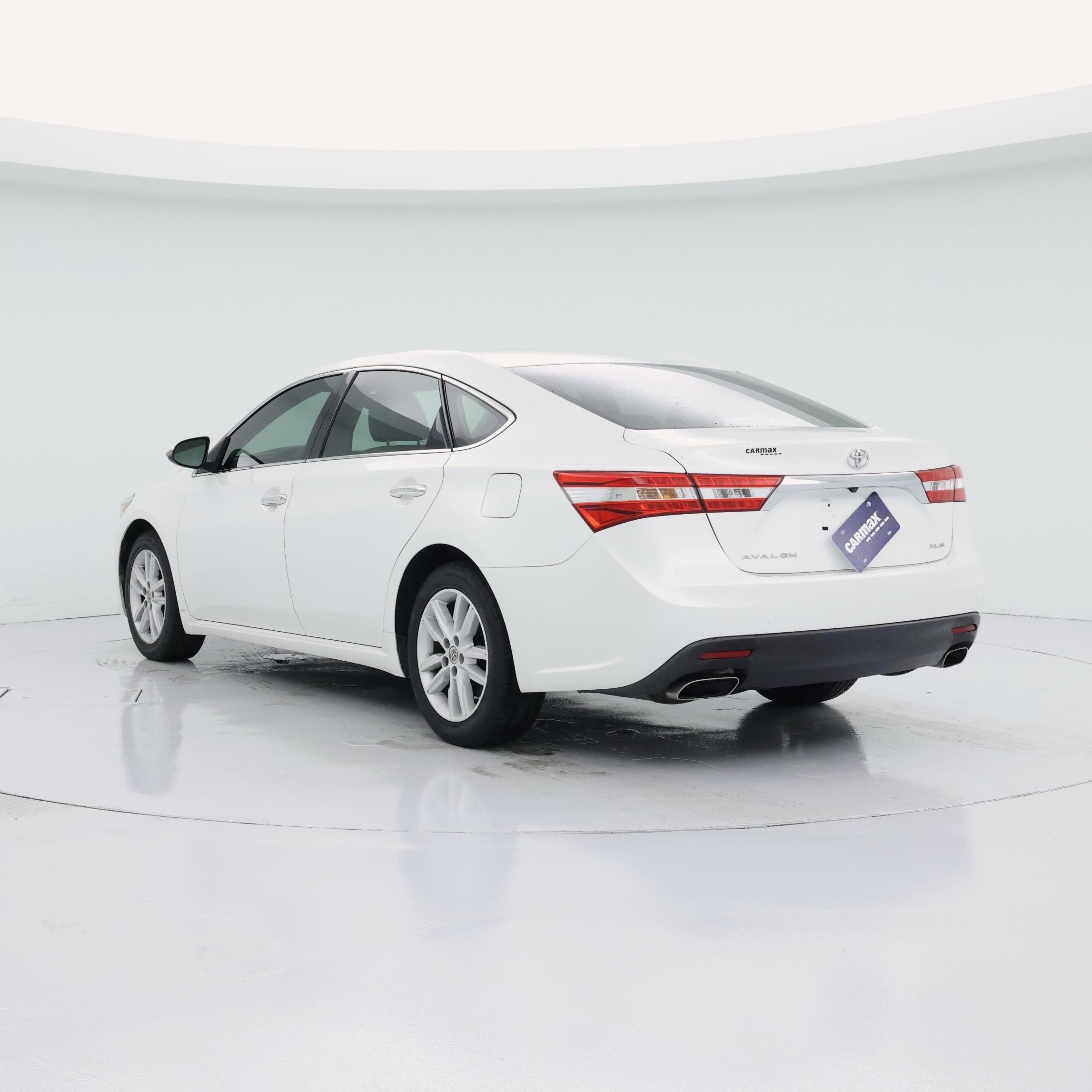 Thumbnail: 2014 Toyota Avalon - 2