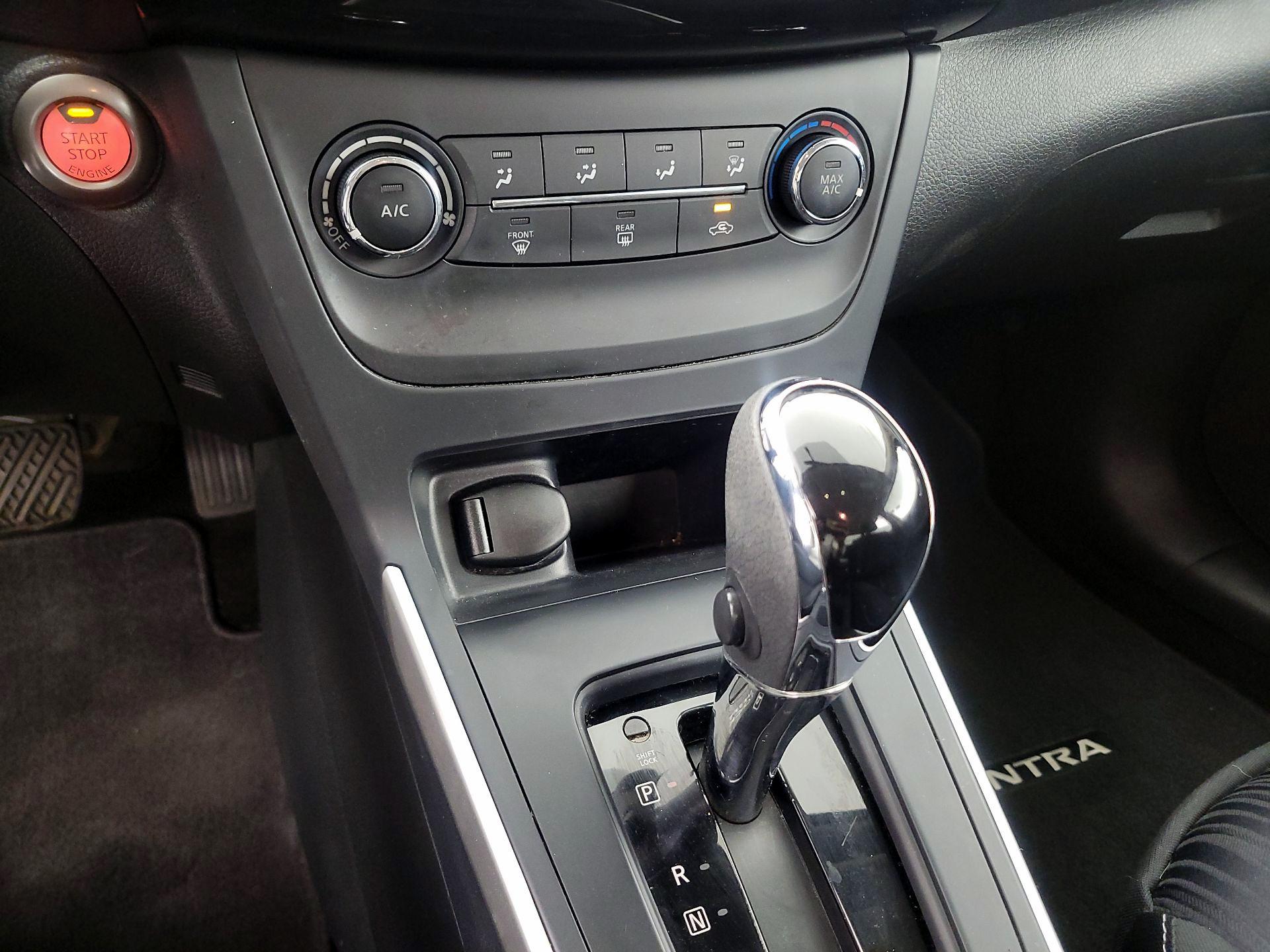 Thumbnail: 2017 Nissan Sentra - 16