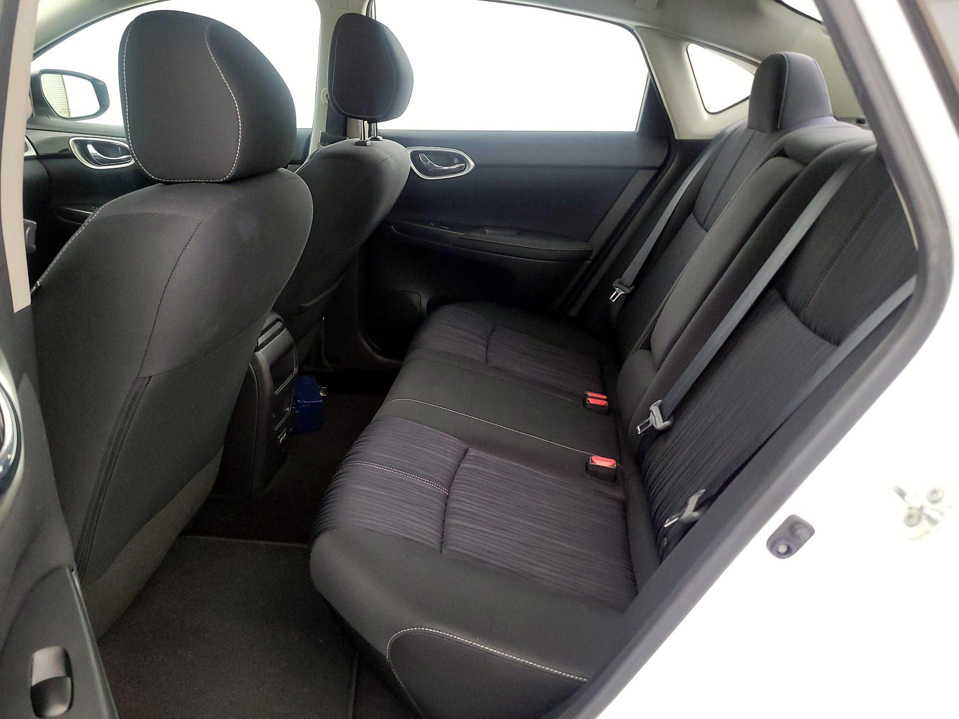 Thumbnail: 2017 Nissan Sentra - 19