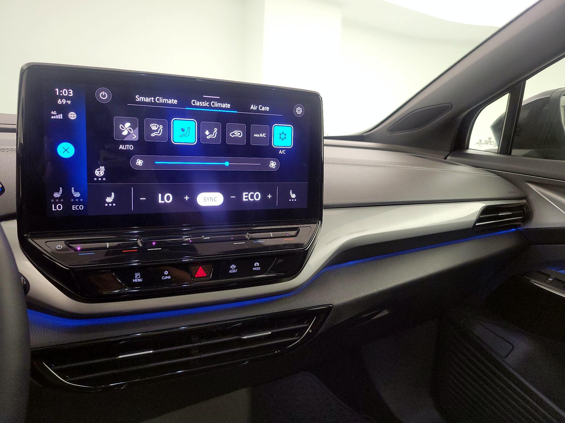 Thumbnail: 2023 Volkswagen ID.4 - 17