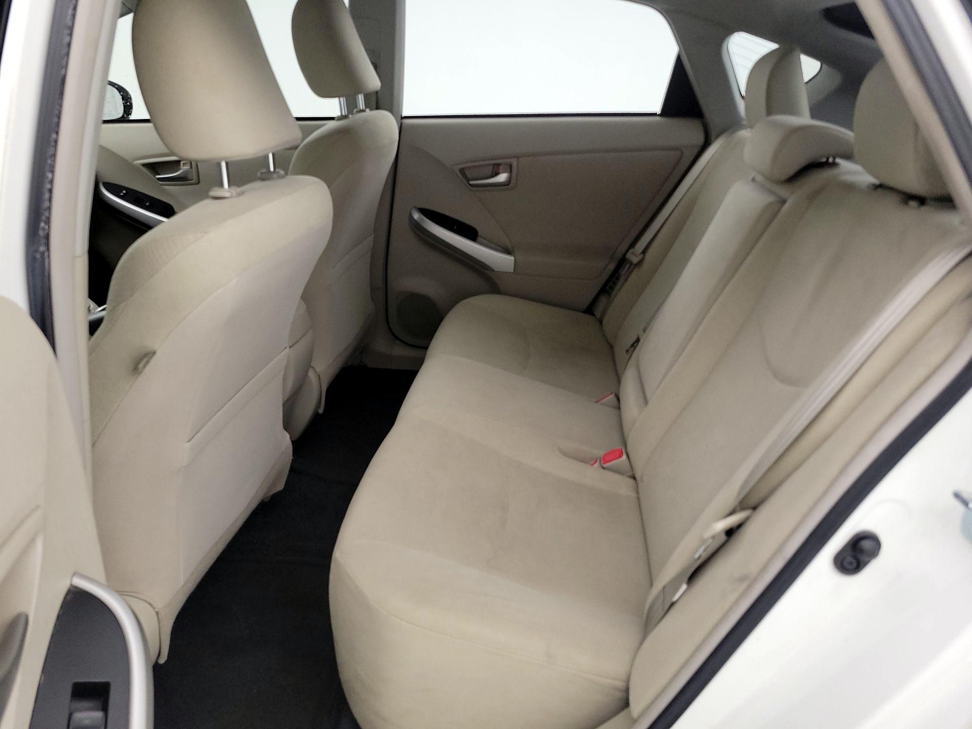 Thumbnail: 2015 Toyota Prius - 19