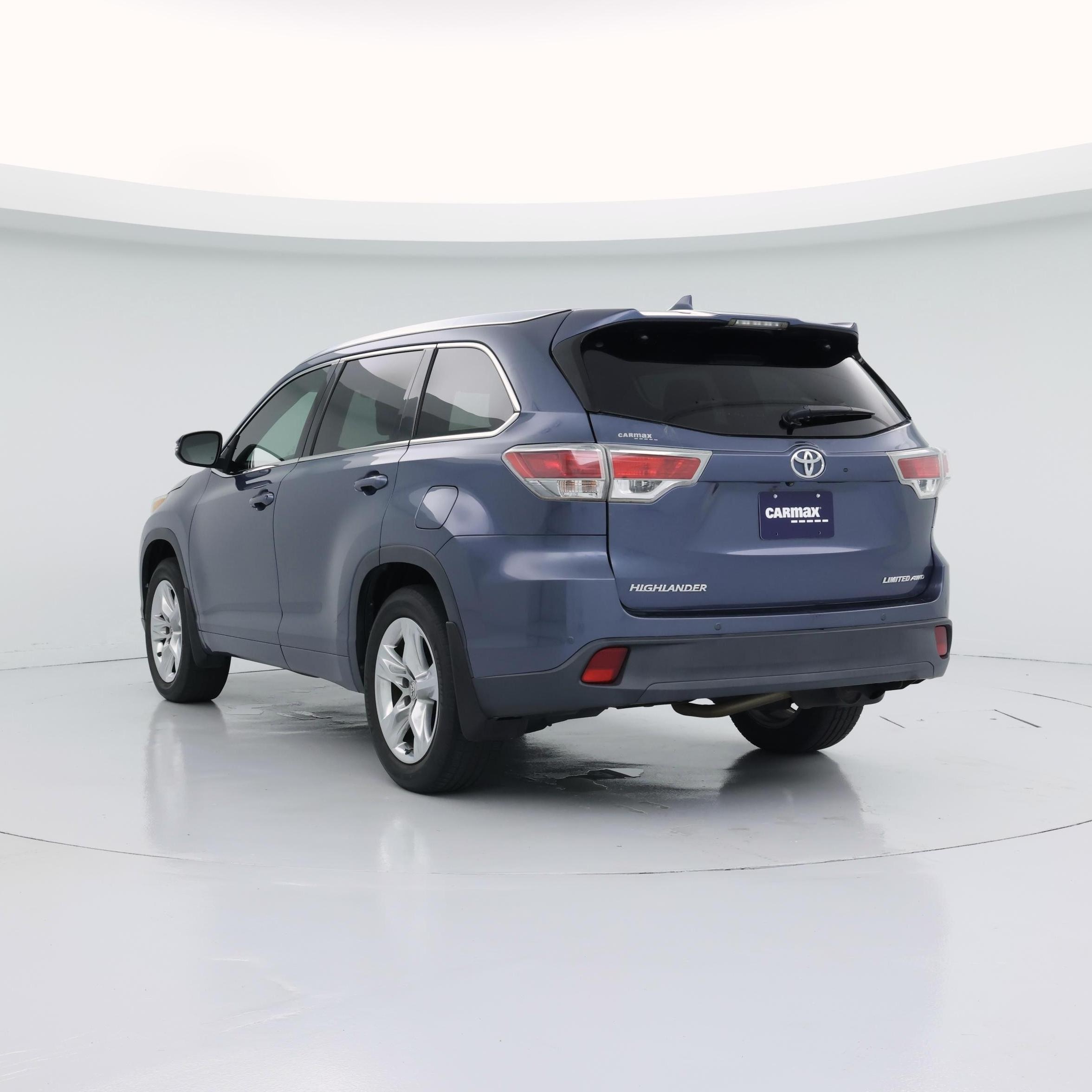 Thumbnail: 2015 Toyota Highlander - 2