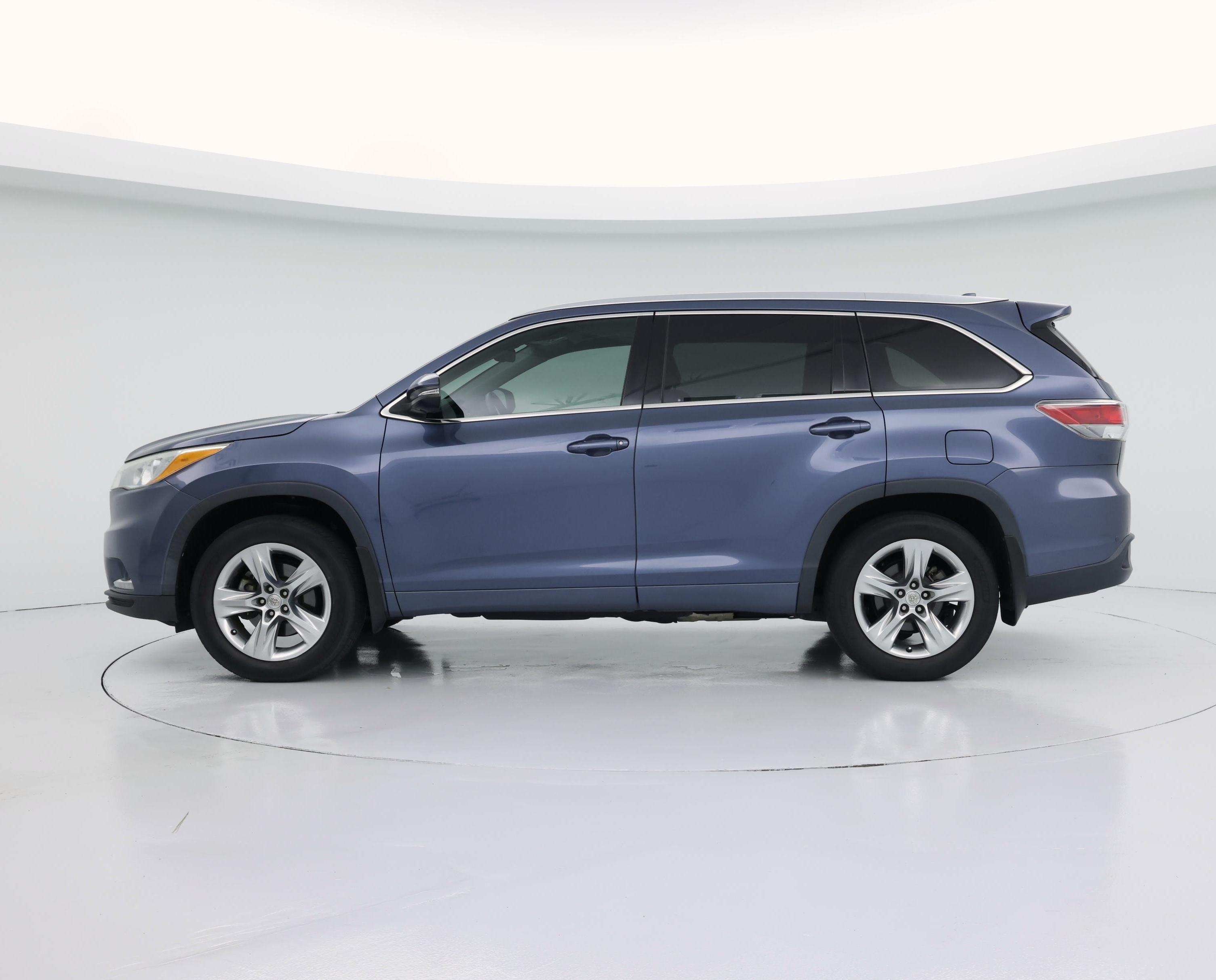 Thumbnail: 2015 Toyota Highlander - 3