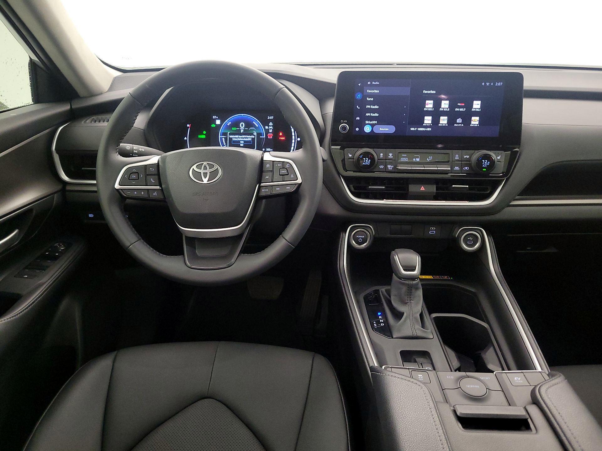 Thumbnail: 2026 Toyota Highlander - 10