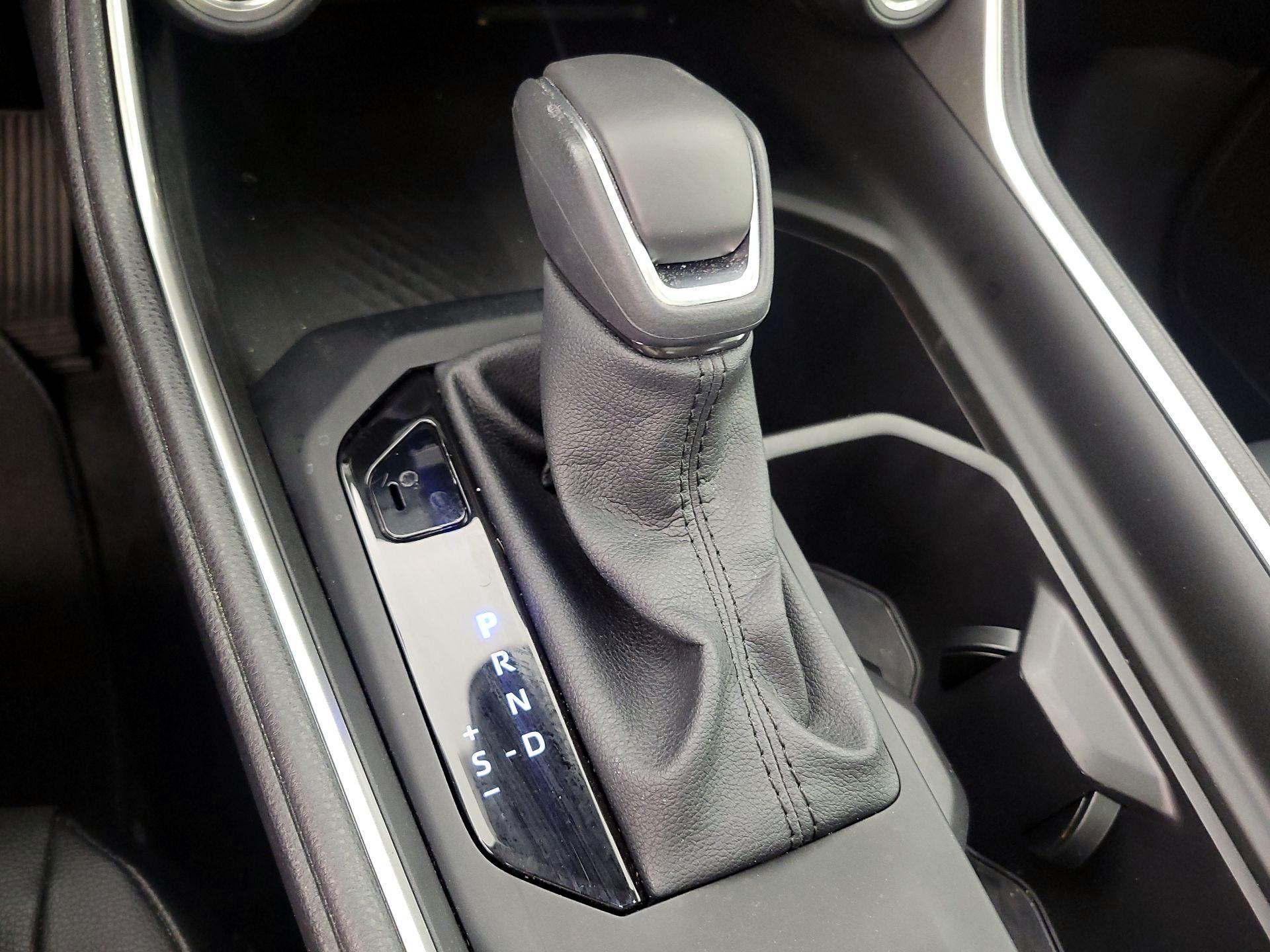 Thumbnail: 2026 Toyota Highlander - 17