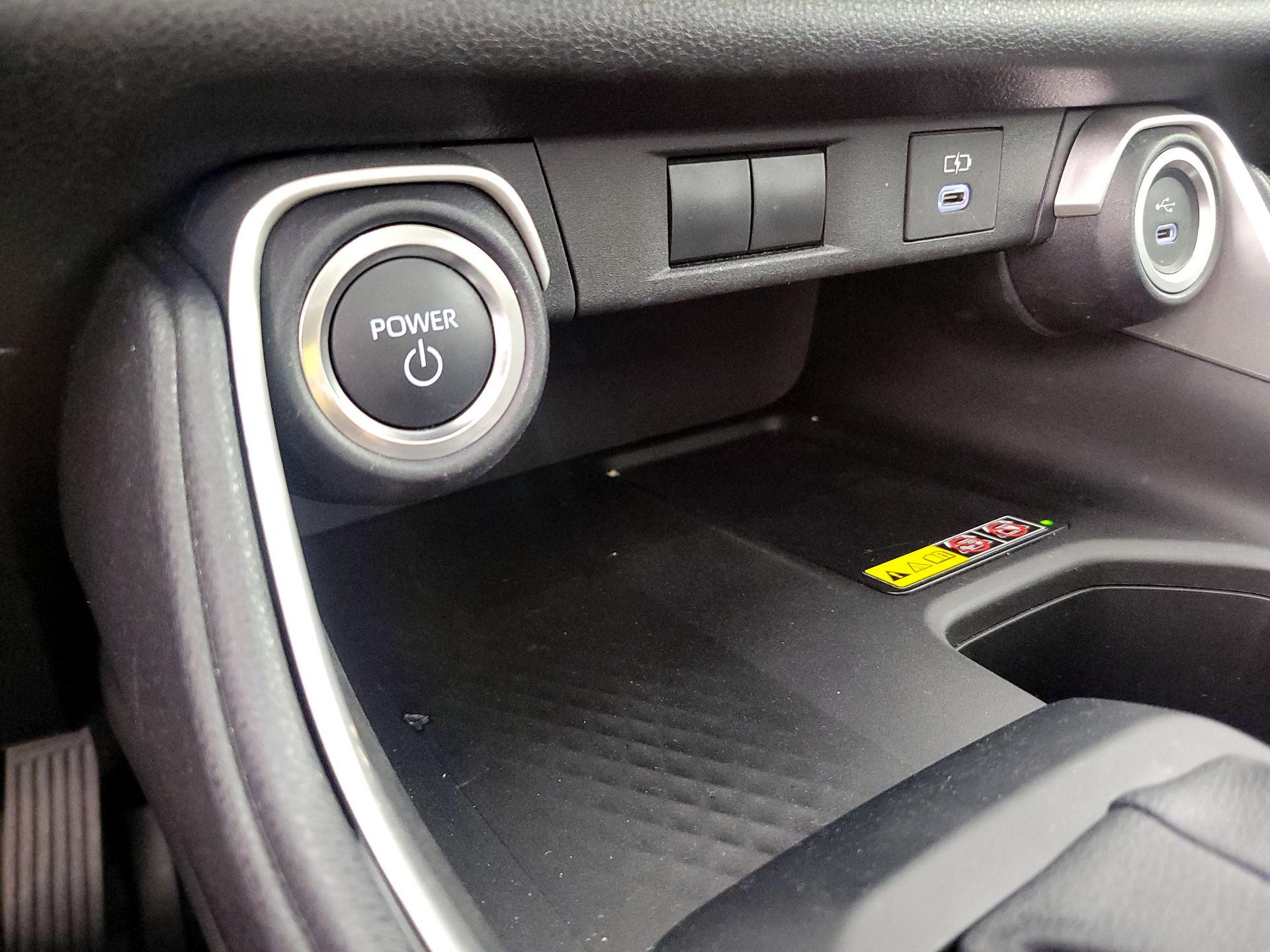 Thumbnail: 2026 Toyota Highlander - 18