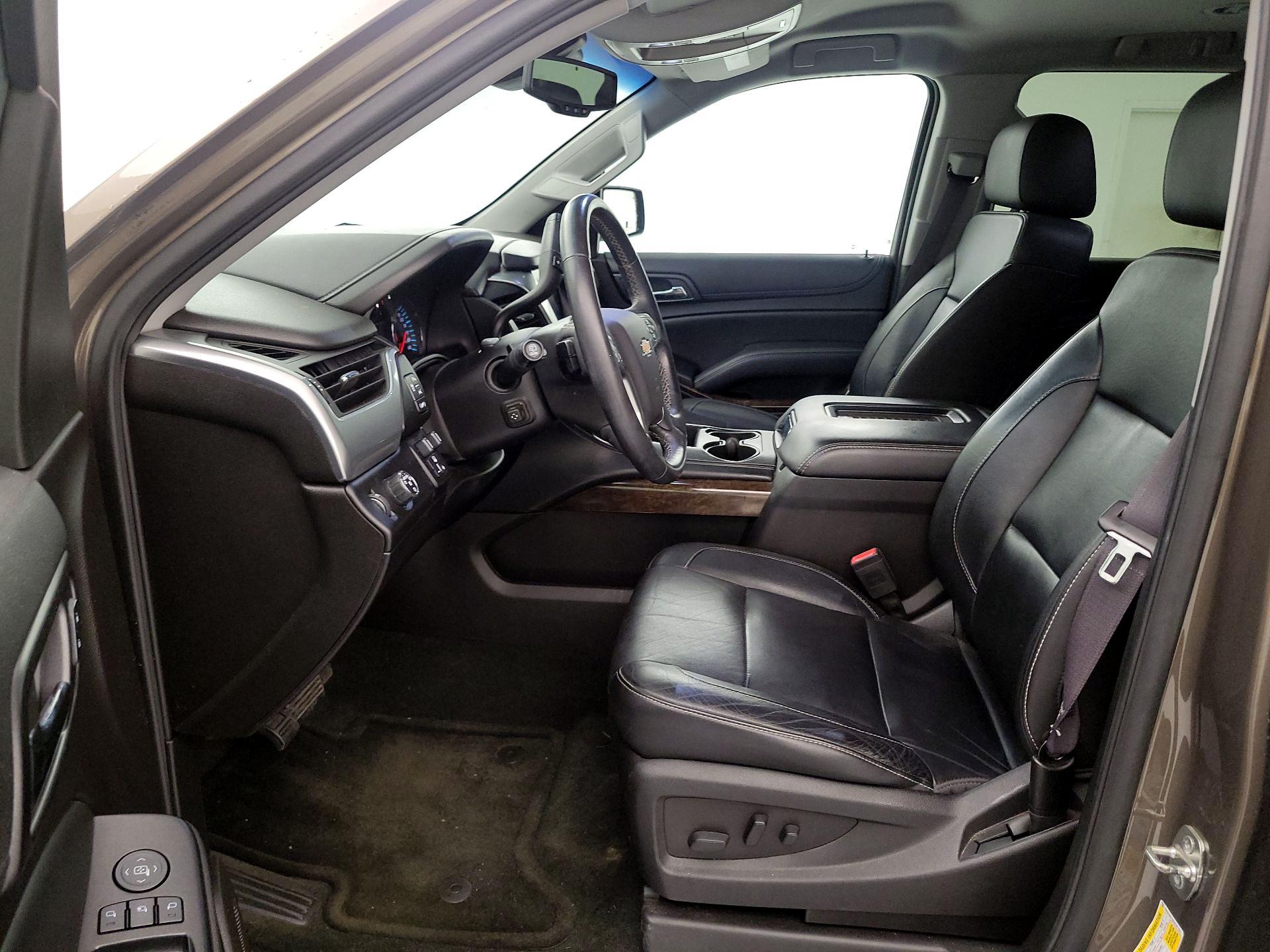 Thumbnail: 2016 Chevrolet Tahoe - 11