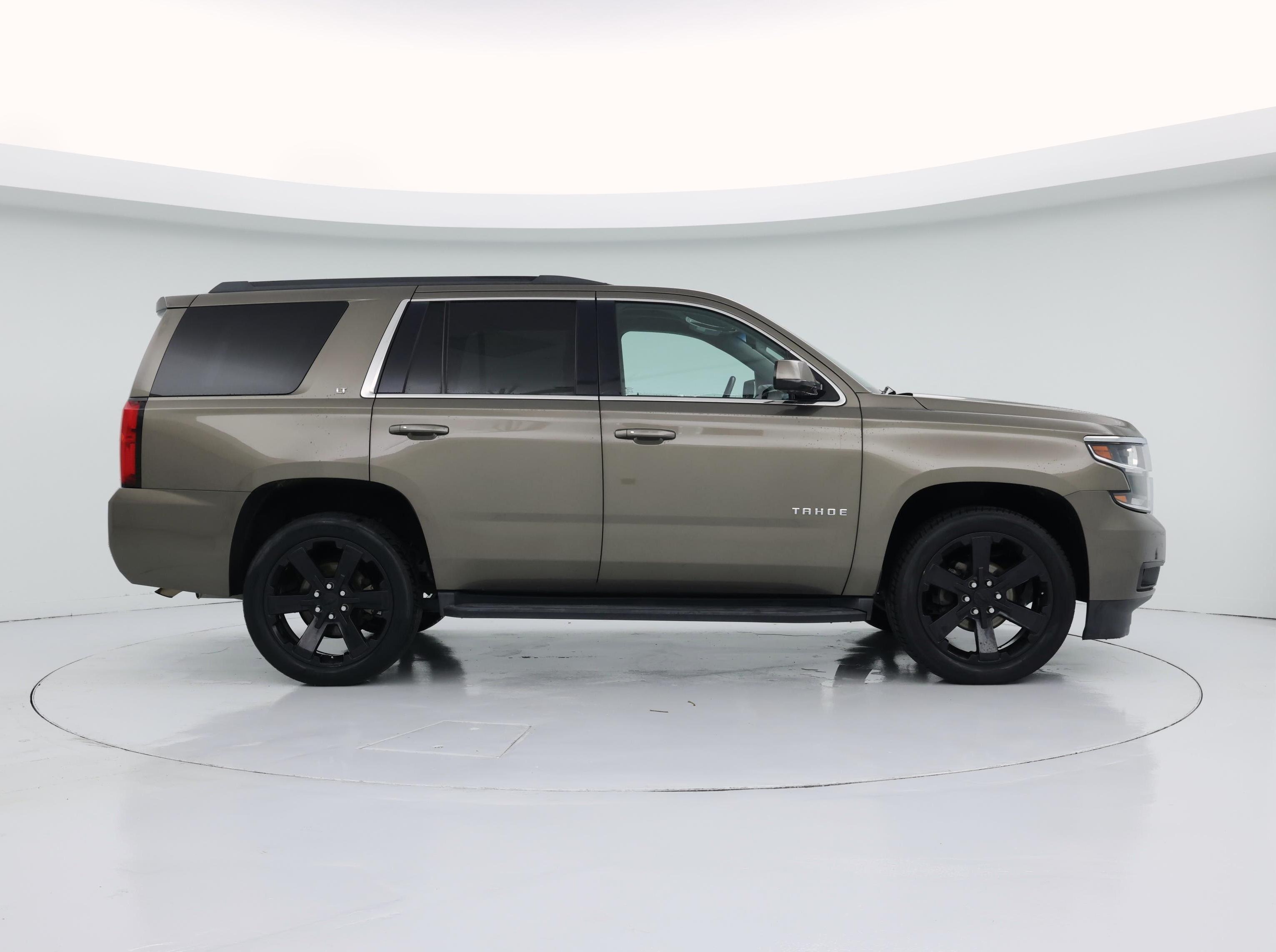 Thumbnail: 2016 Chevrolet Tahoe - 7