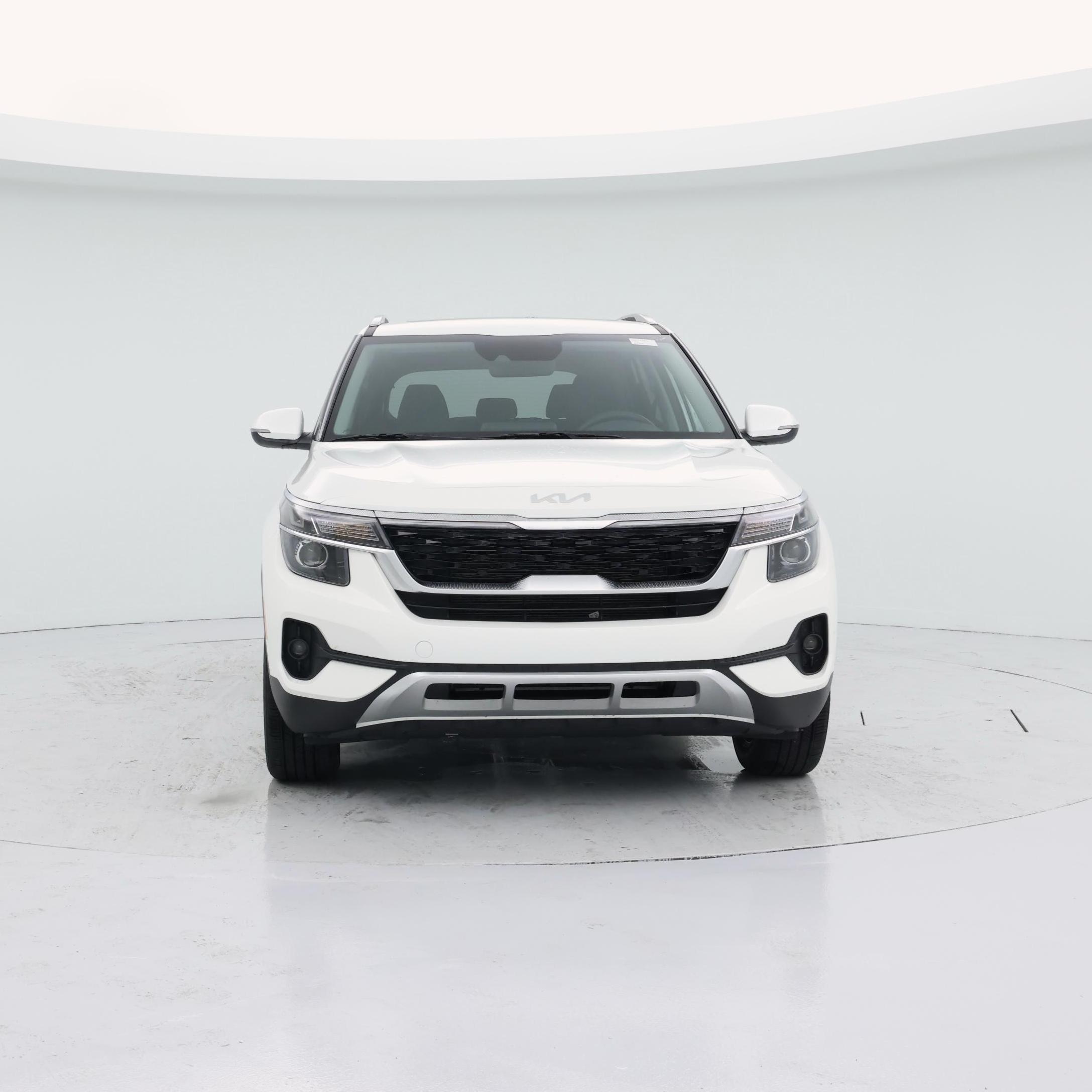 Thumbnail: 2023 Kia Seltos - 5