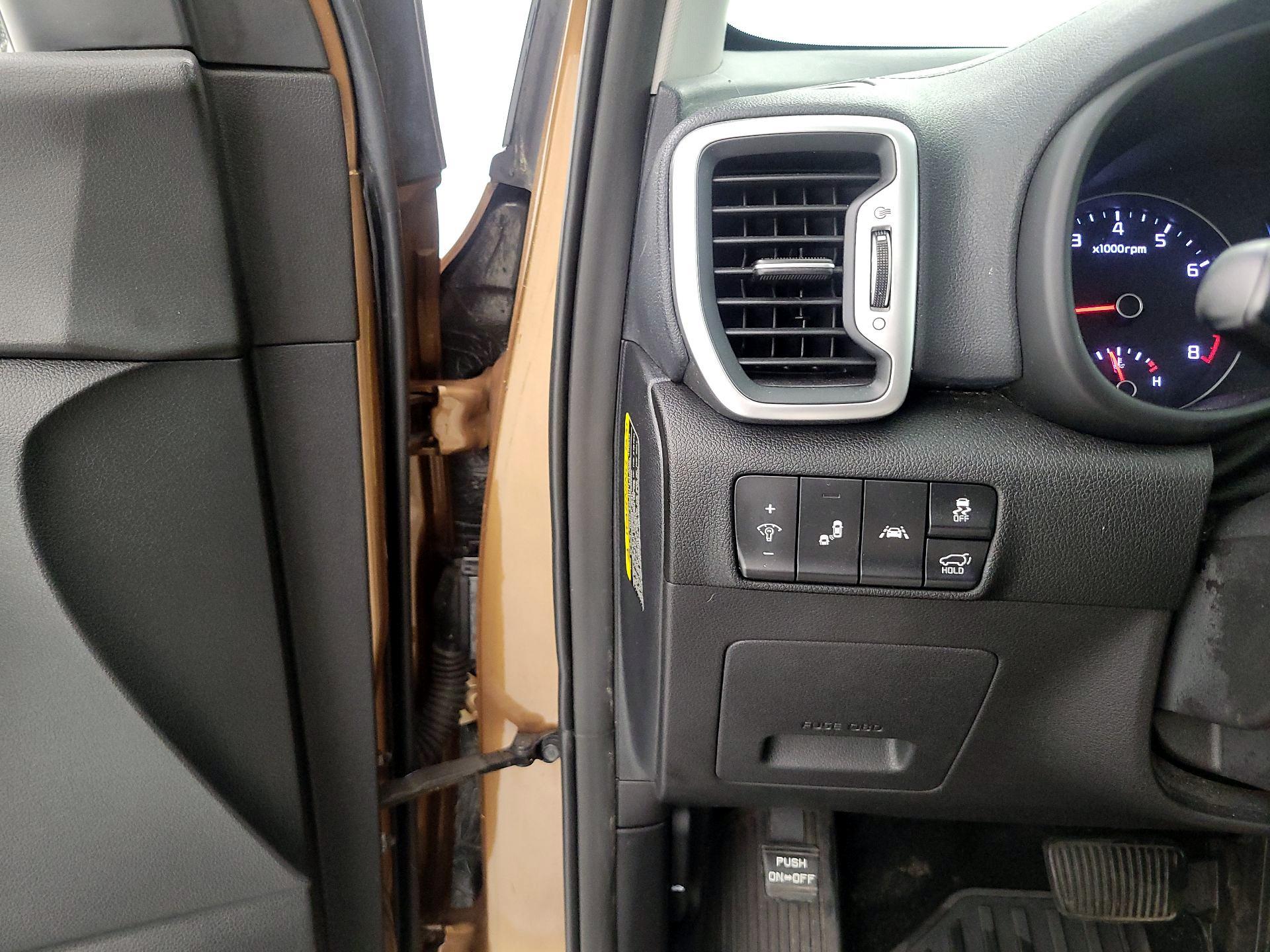 Thumbnail: 2017 Kia Sportage - 13