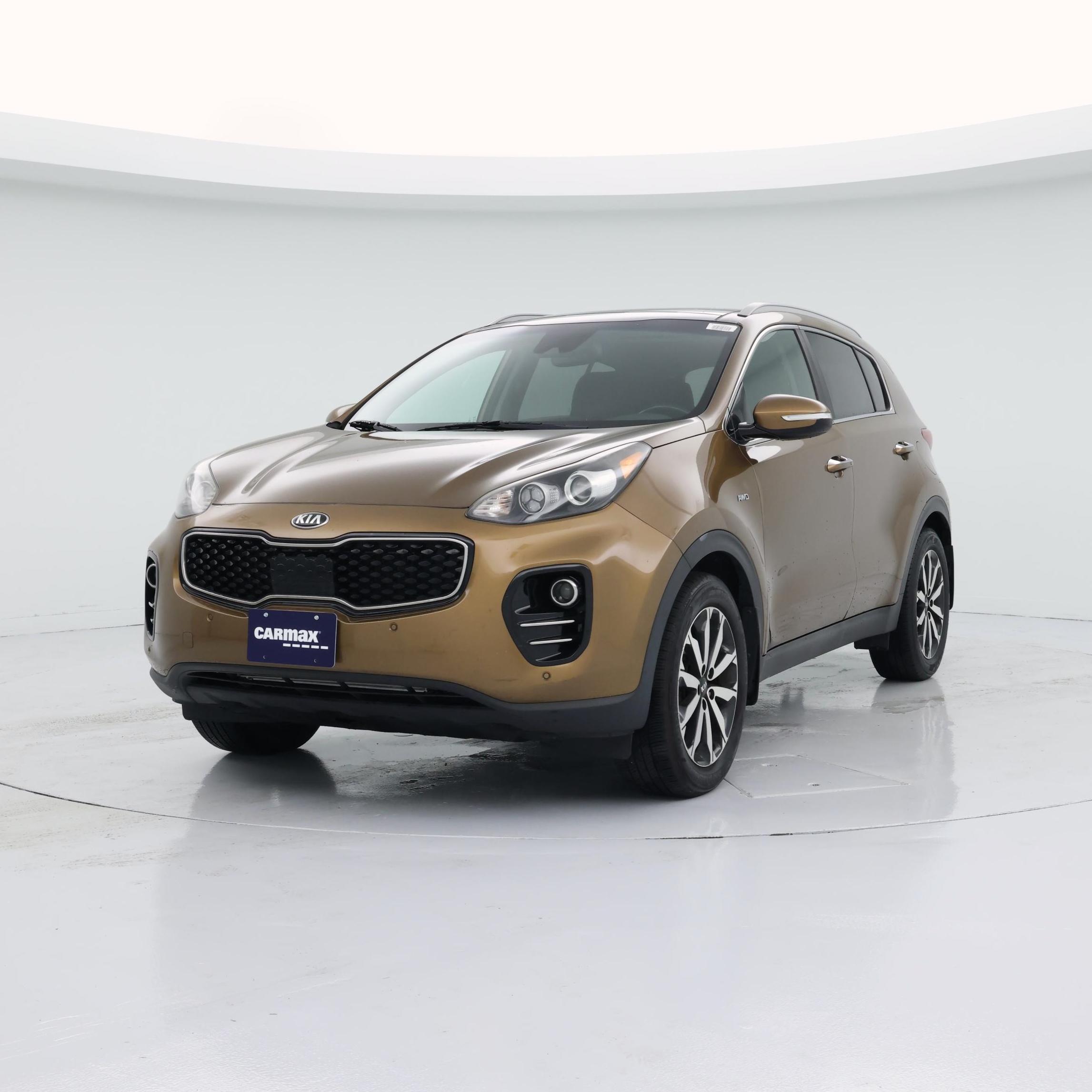 Thumbnail: 2017 Kia Sportage - 4
