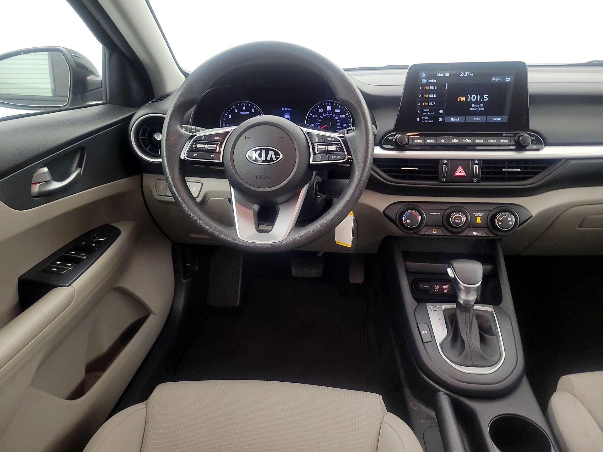 Thumbnail: 2020 Kia Forte - 10