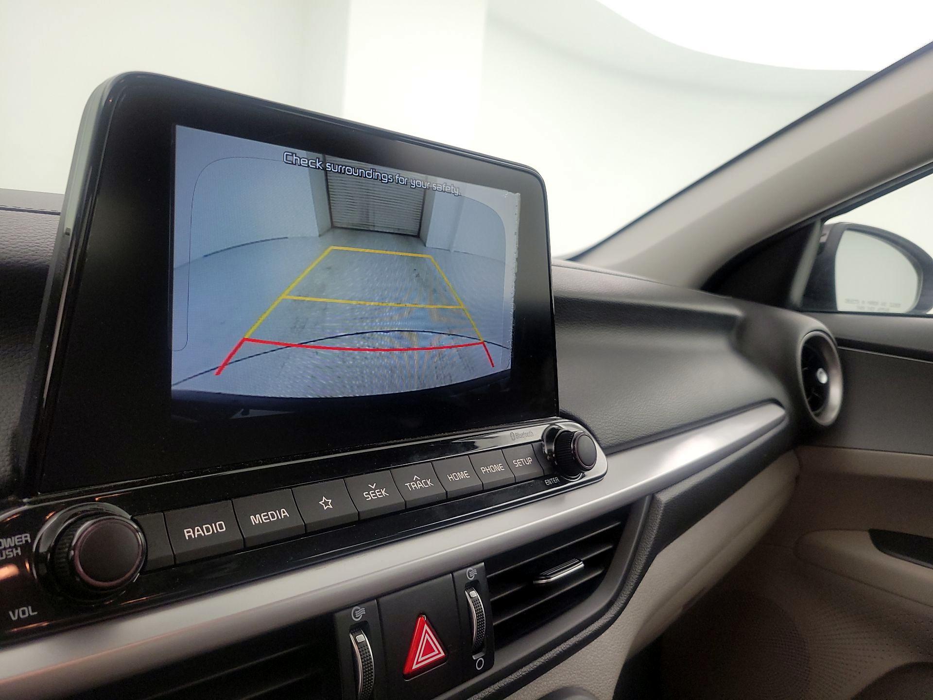 Thumbnail: 2020 Kia Forte - 14