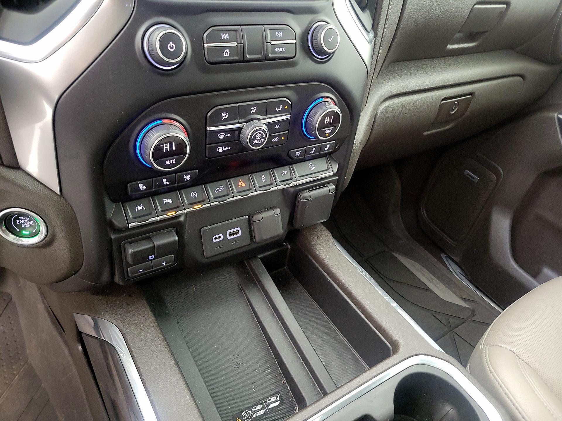 Thumbnail: 2019 Chevrolet Silverado 1500 - 17