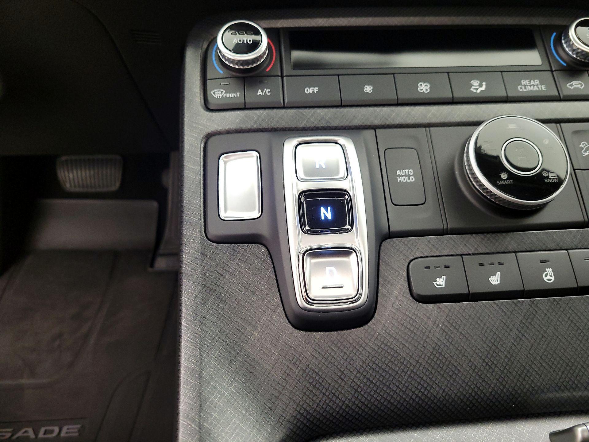 Thumbnail: 2024 Hyundai Palisade - 18