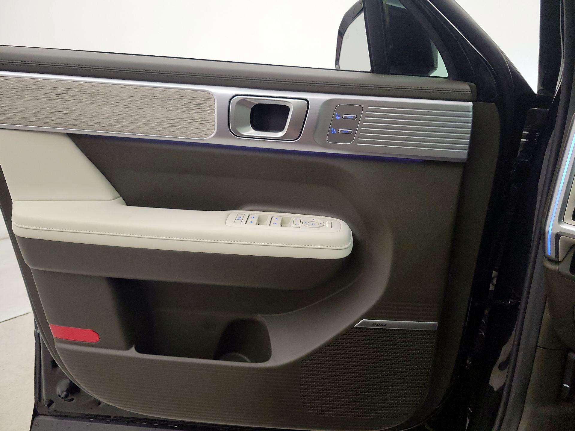 Thumbnail: 2025 Hyundai Santa Fe - 12