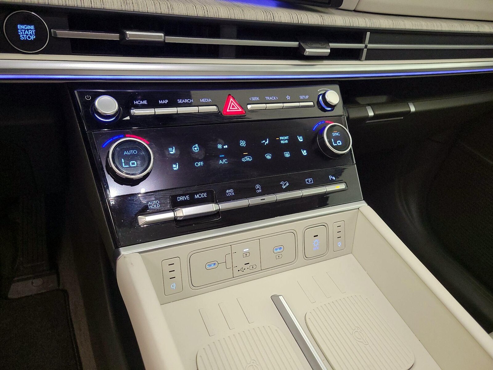 2025 Hyundai Santa Fe Calligraphy - Photo 17