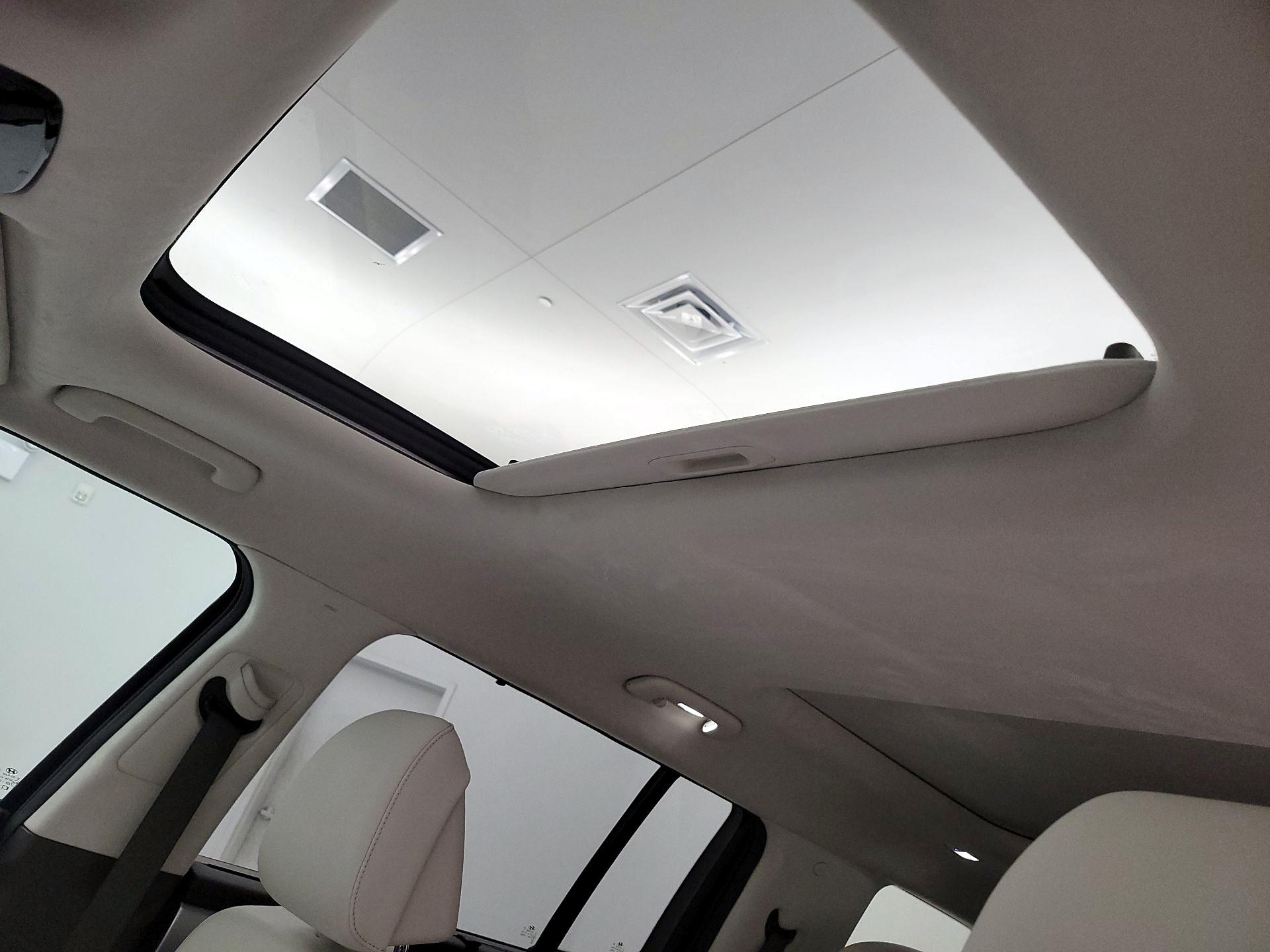 Thumbnail: 2025 Hyundai Santa Fe - 19