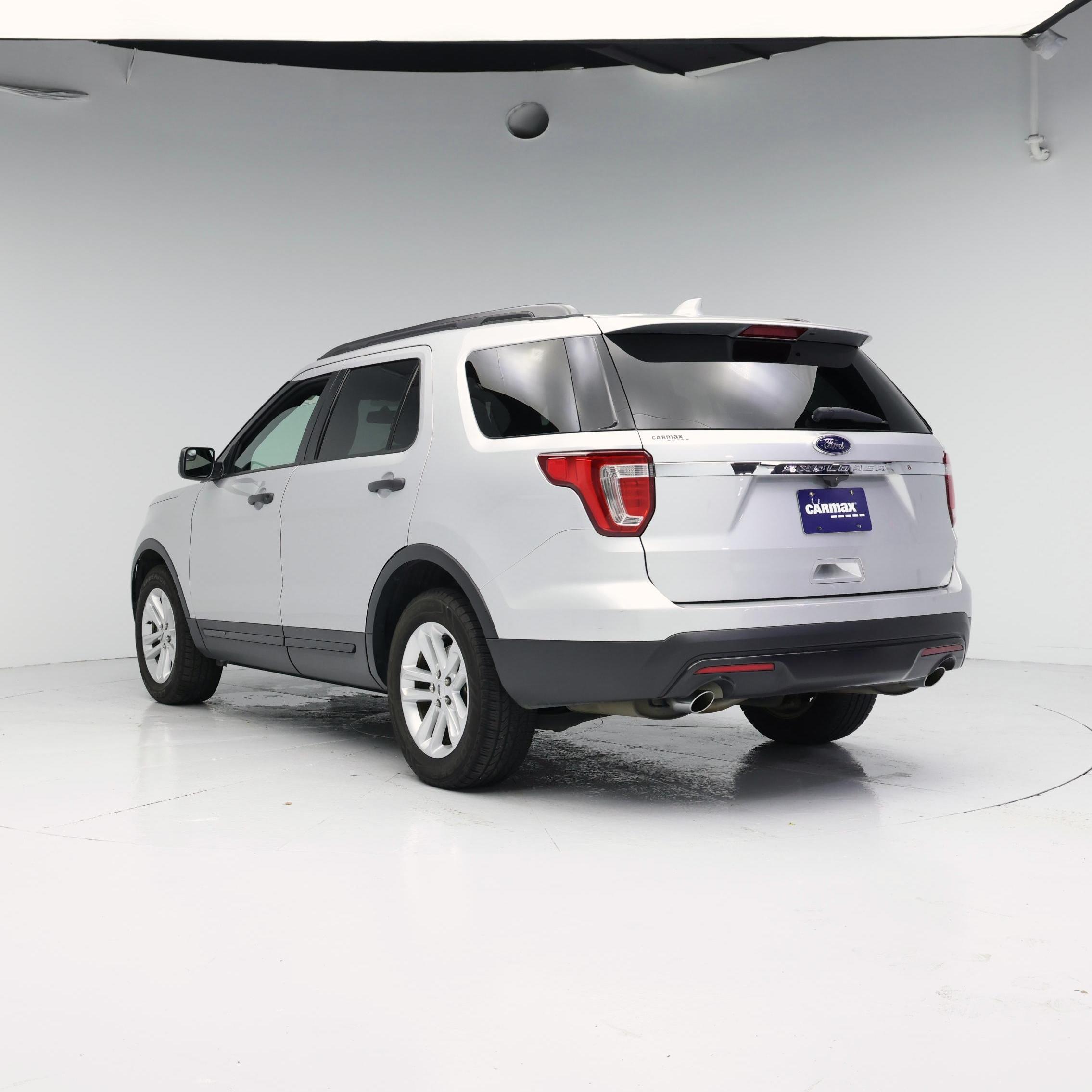 Thumbnail: 2017 Ford Explorer - 2