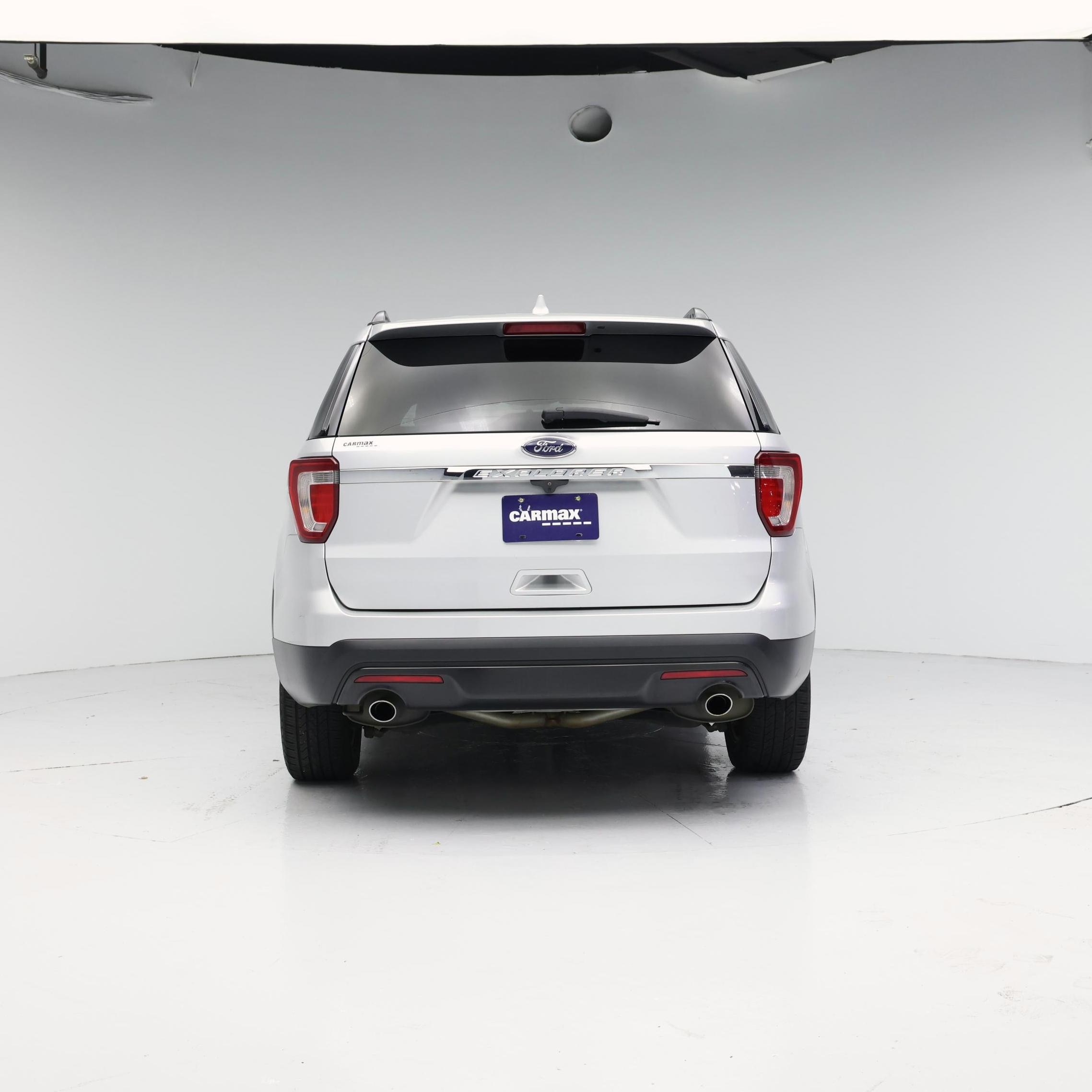 Thumbnail: 2017 Ford Explorer - 6