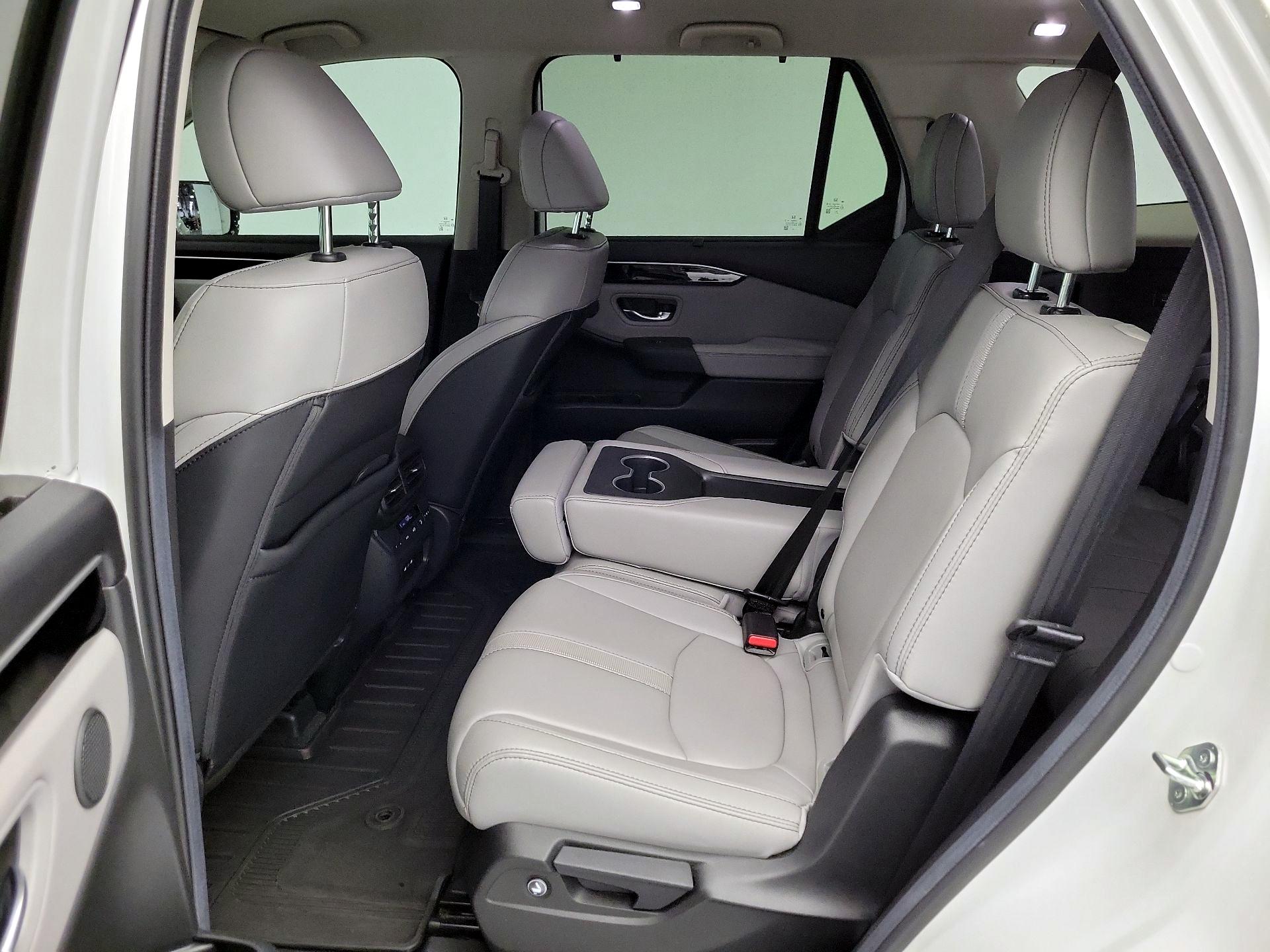 Thumbnail: 2024 Honda Pilot - 19
