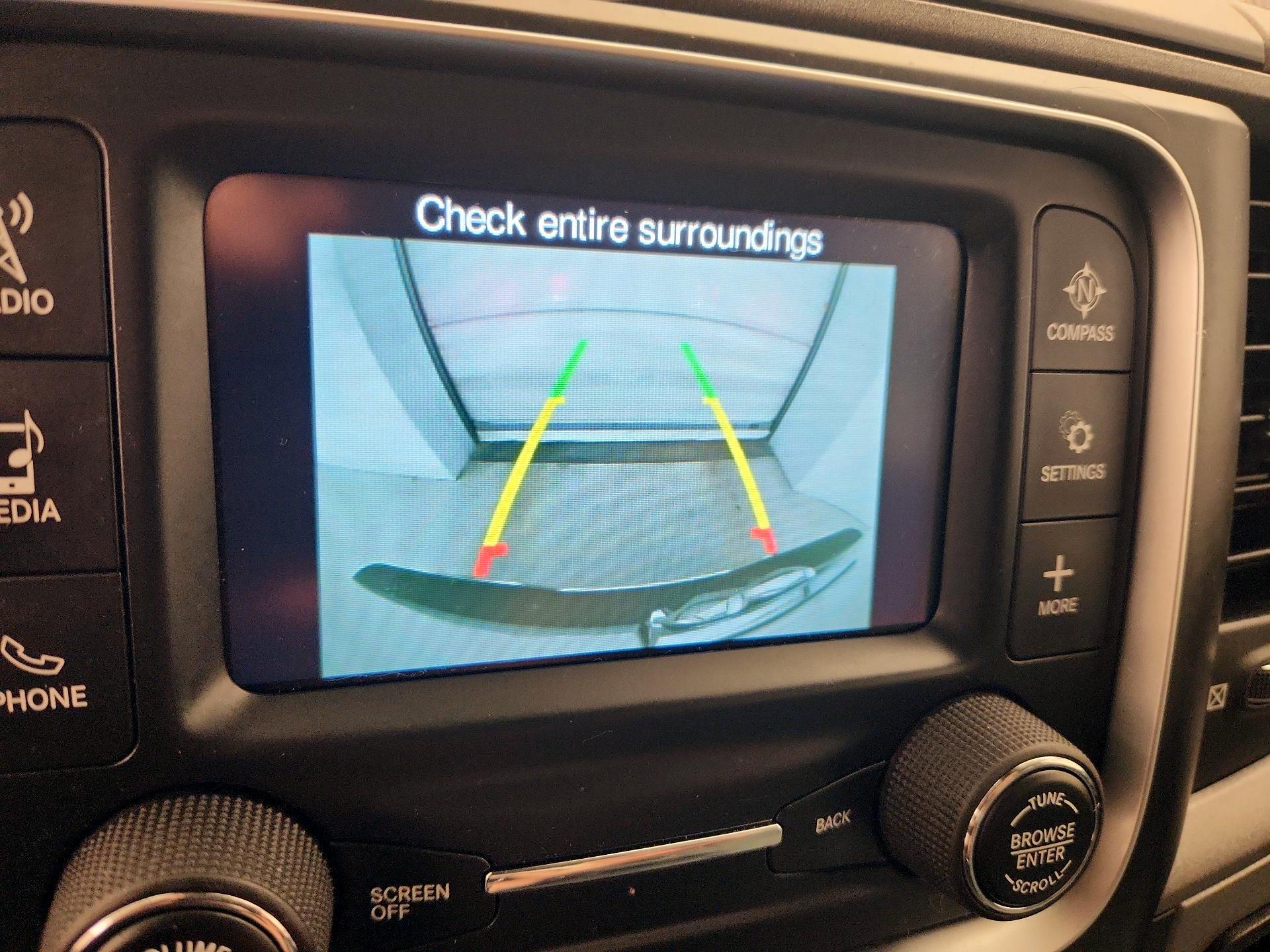 Thumbnail: 2020 RAM 1500 Classic - 14