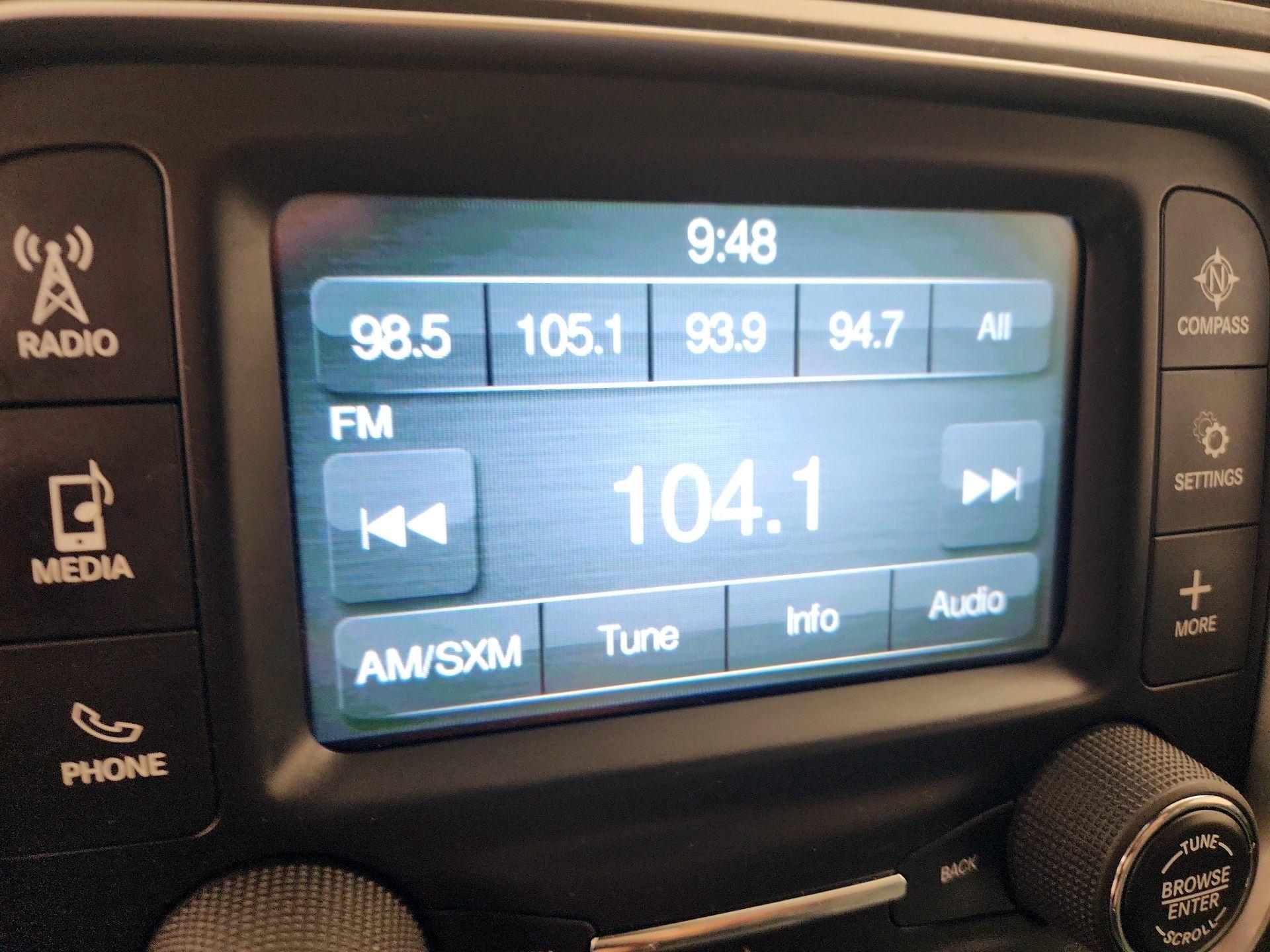 Thumbnail: 2020 RAM 1500 Classic - 15