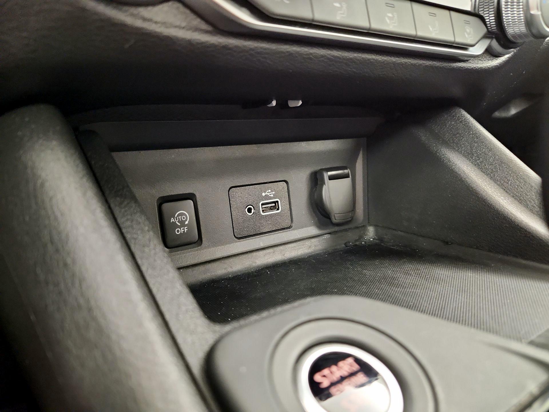 Thumbnail: 2025 Nissan Sentra - 18