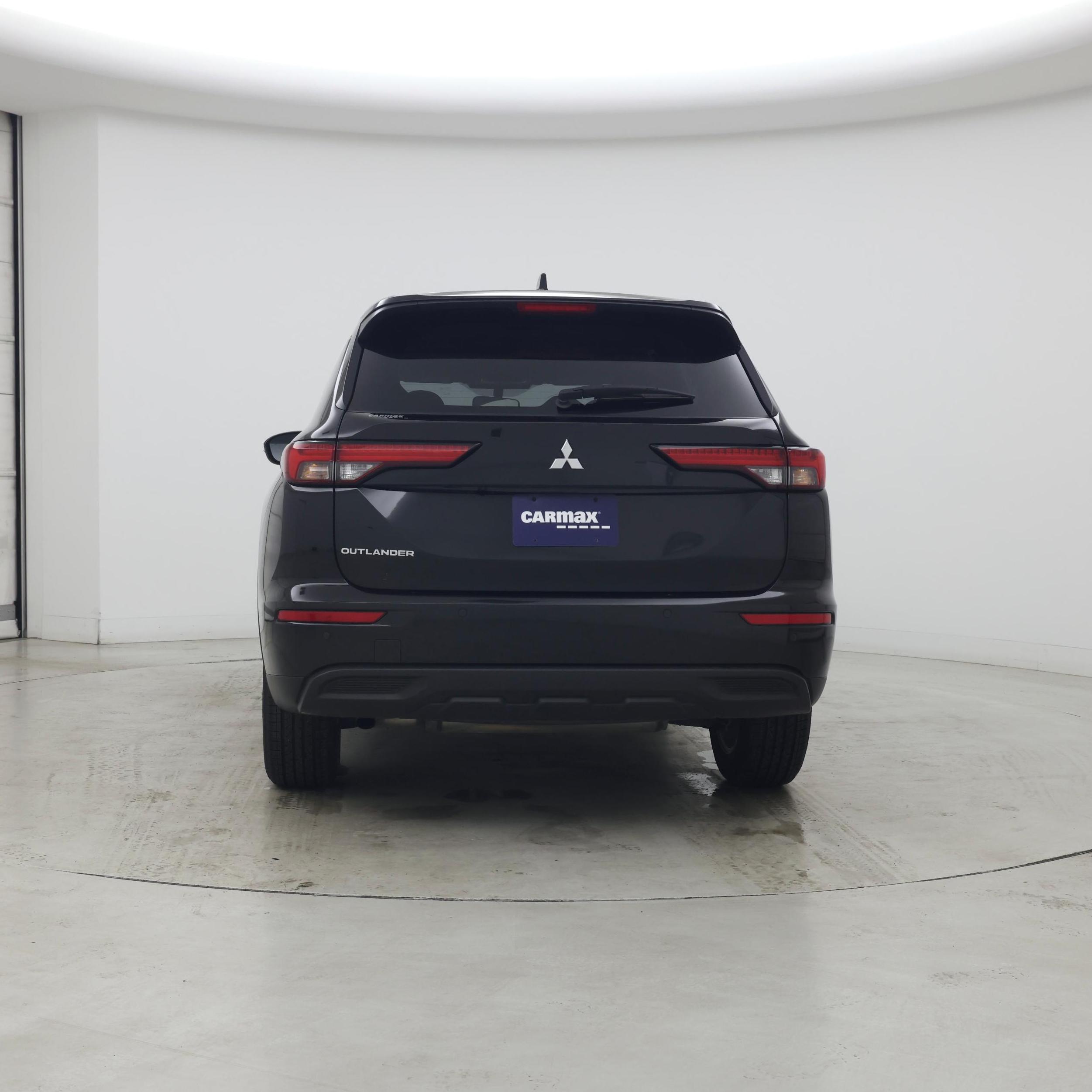 Thumbnail: 2024 Mitsubishi Outlander - 6