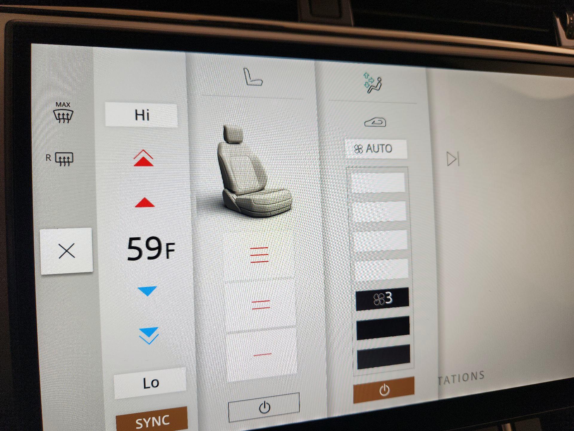 Thumbnail: 2024 Land Rover Range Rover Evoque - 17