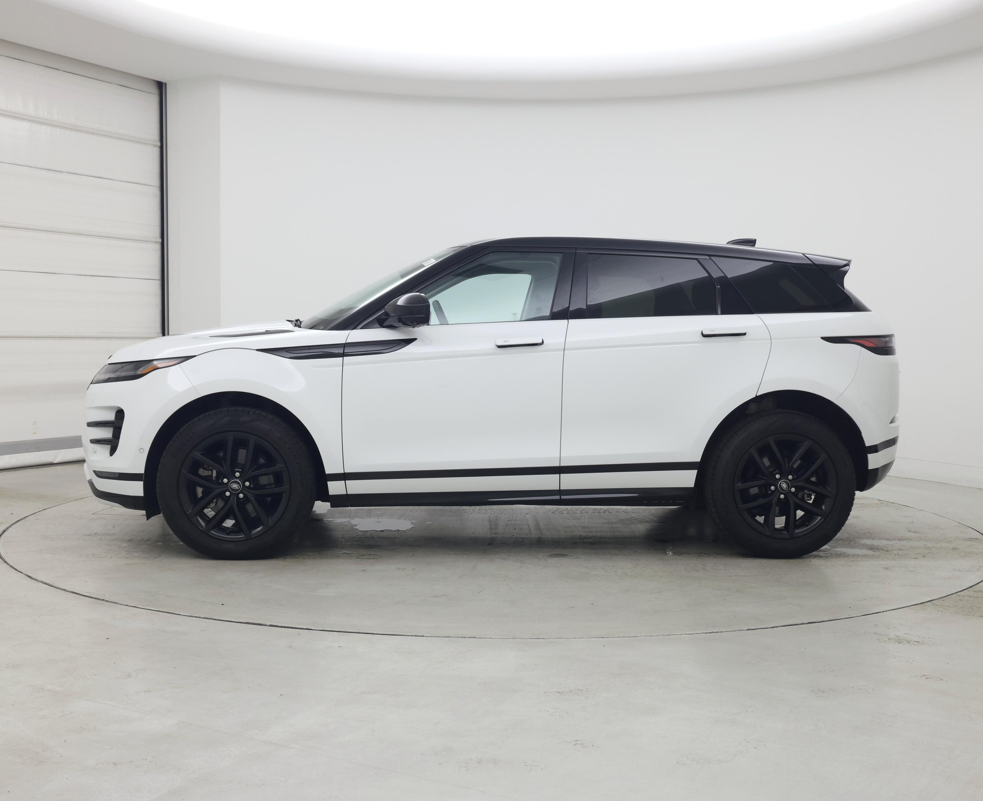 Thumbnail: 2024 Land Rover Range Rover Evoque - 3