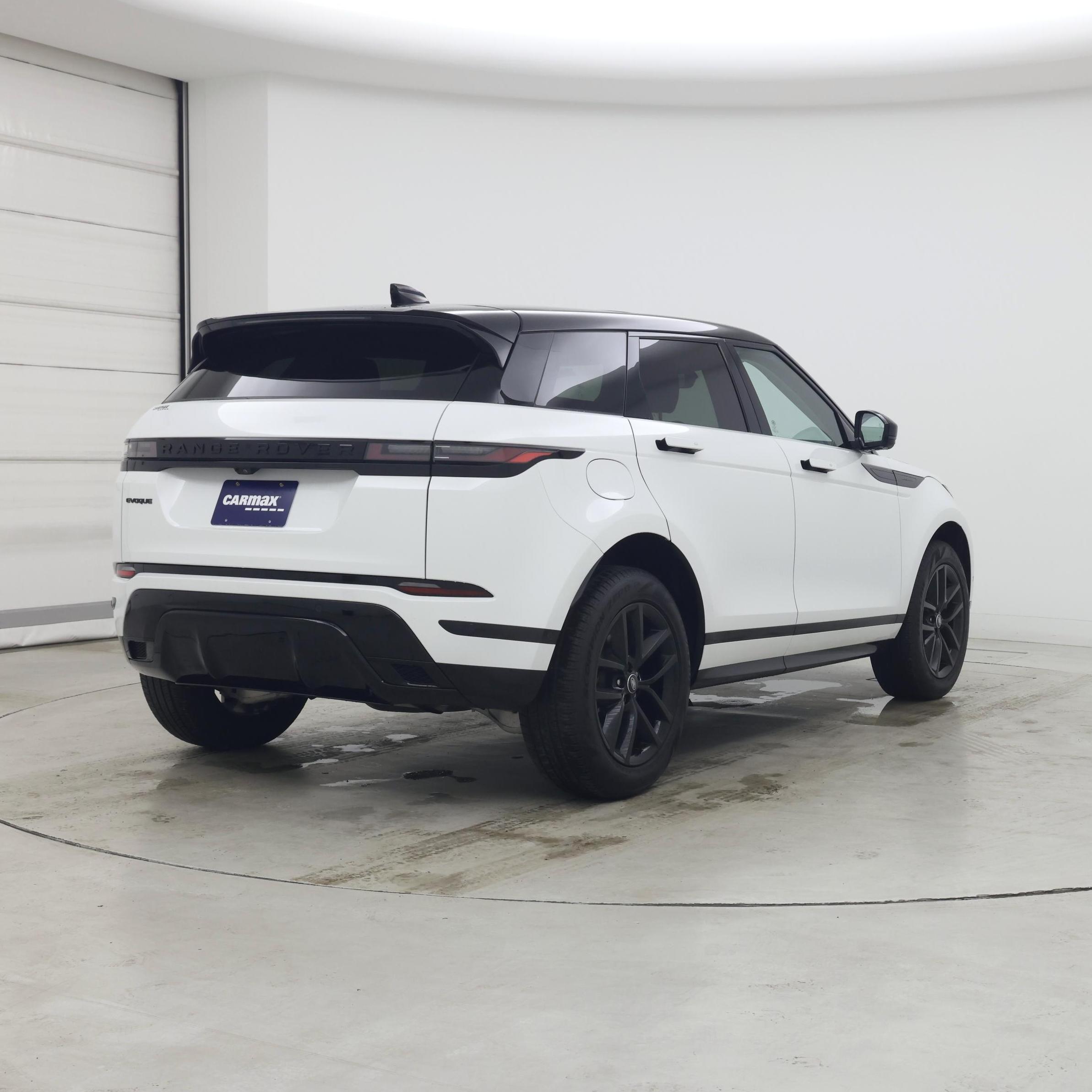 Thumbnail: 2024 Land Rover Range Rover Evoque - 8