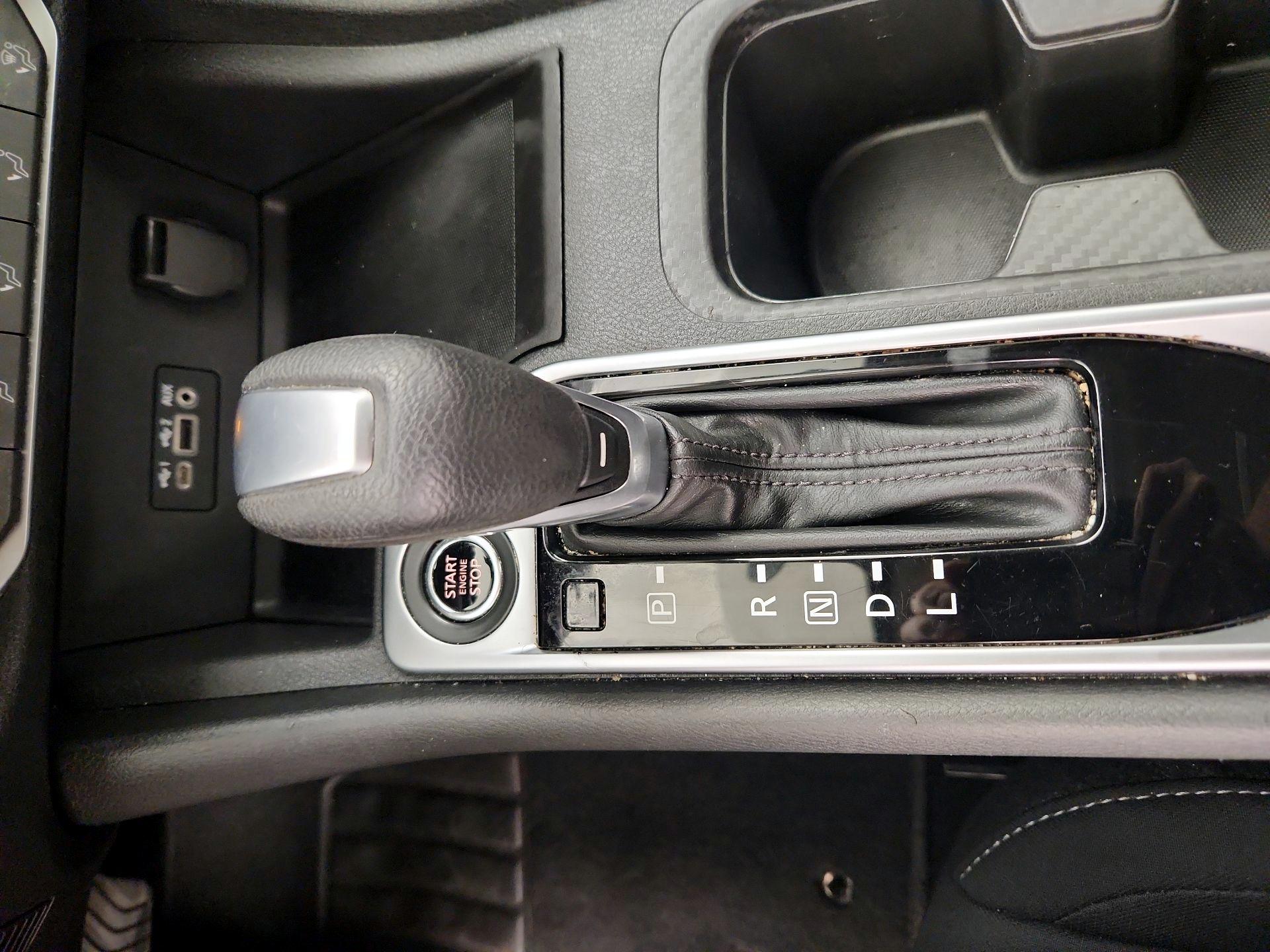 Thumbnail: 2023 Nissan Sentra - 17