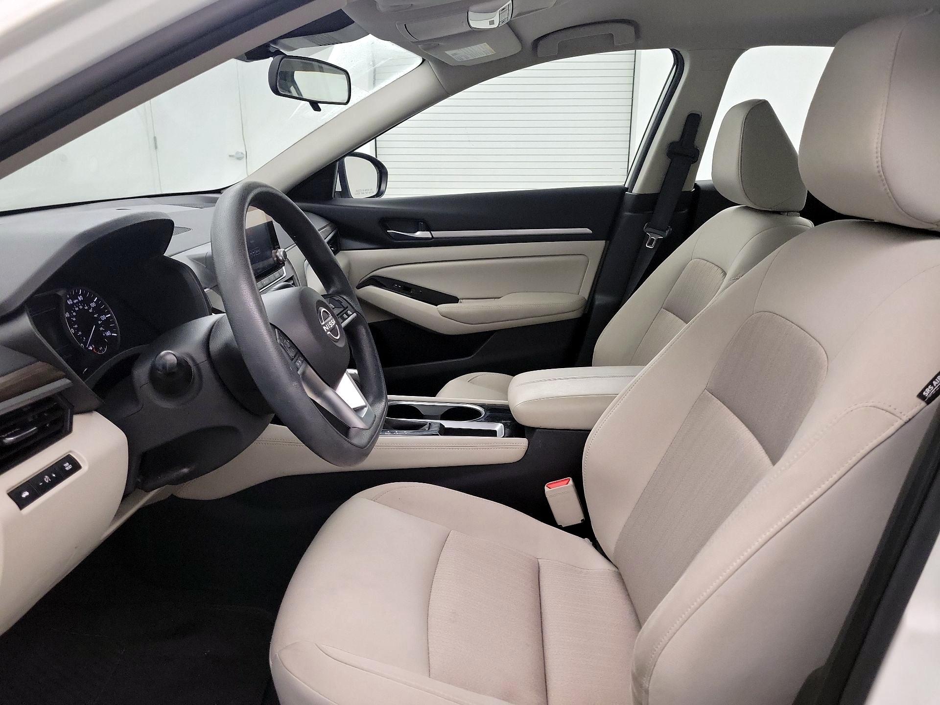 Thumbnail: 2023 Nissan Altima - 11