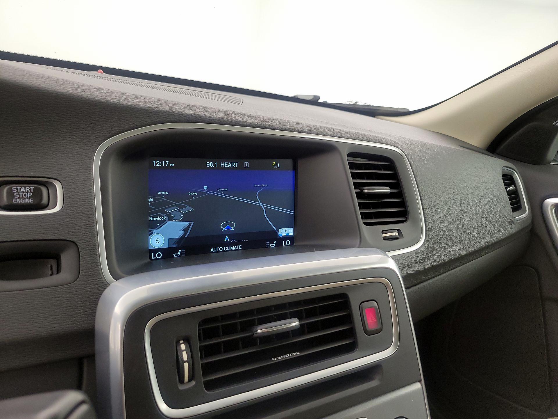 Thumbnail: 2017 Volvo S60 - 14