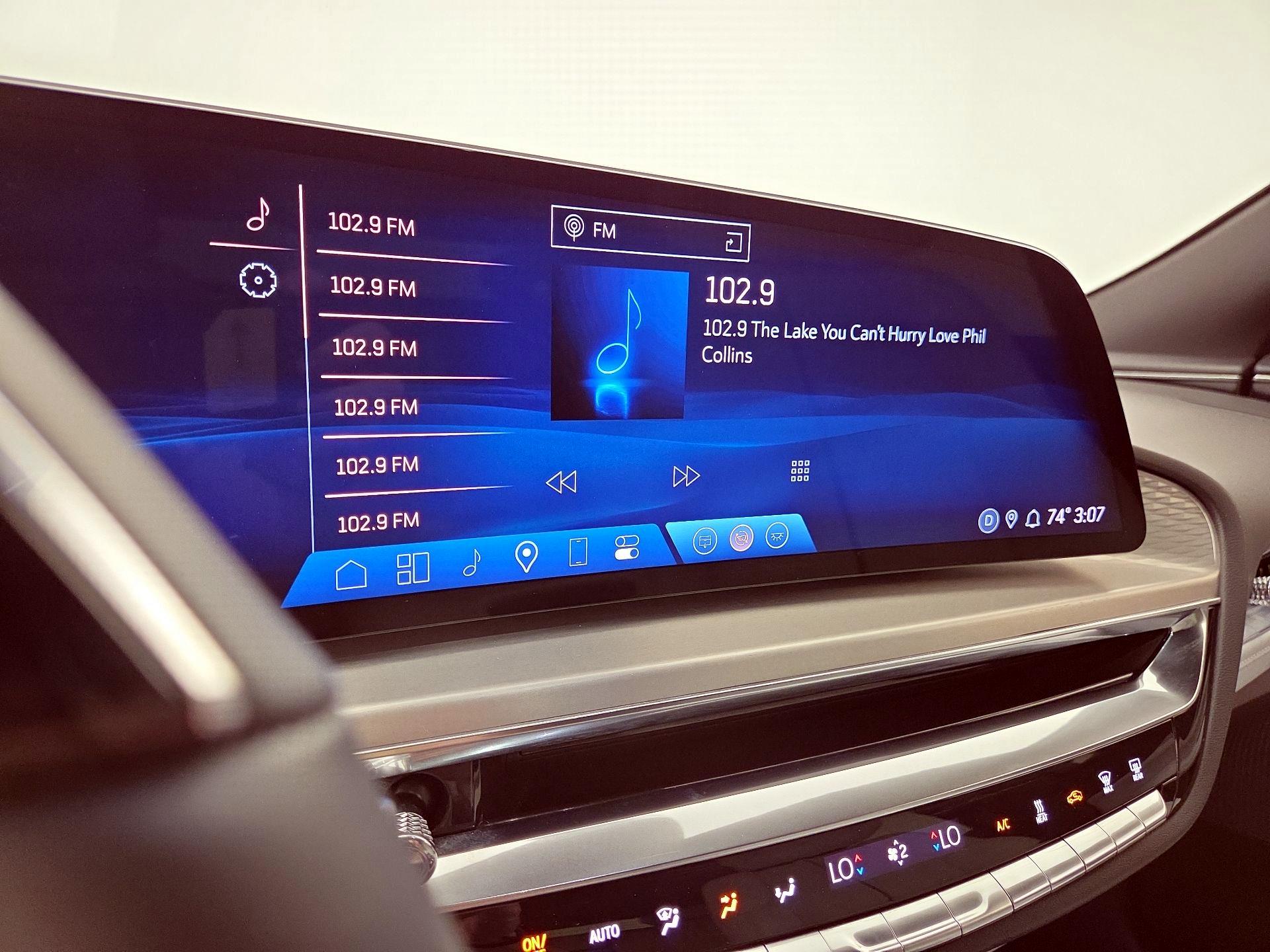 Thumbnail: 2024 Cadillac Lyriq - 15