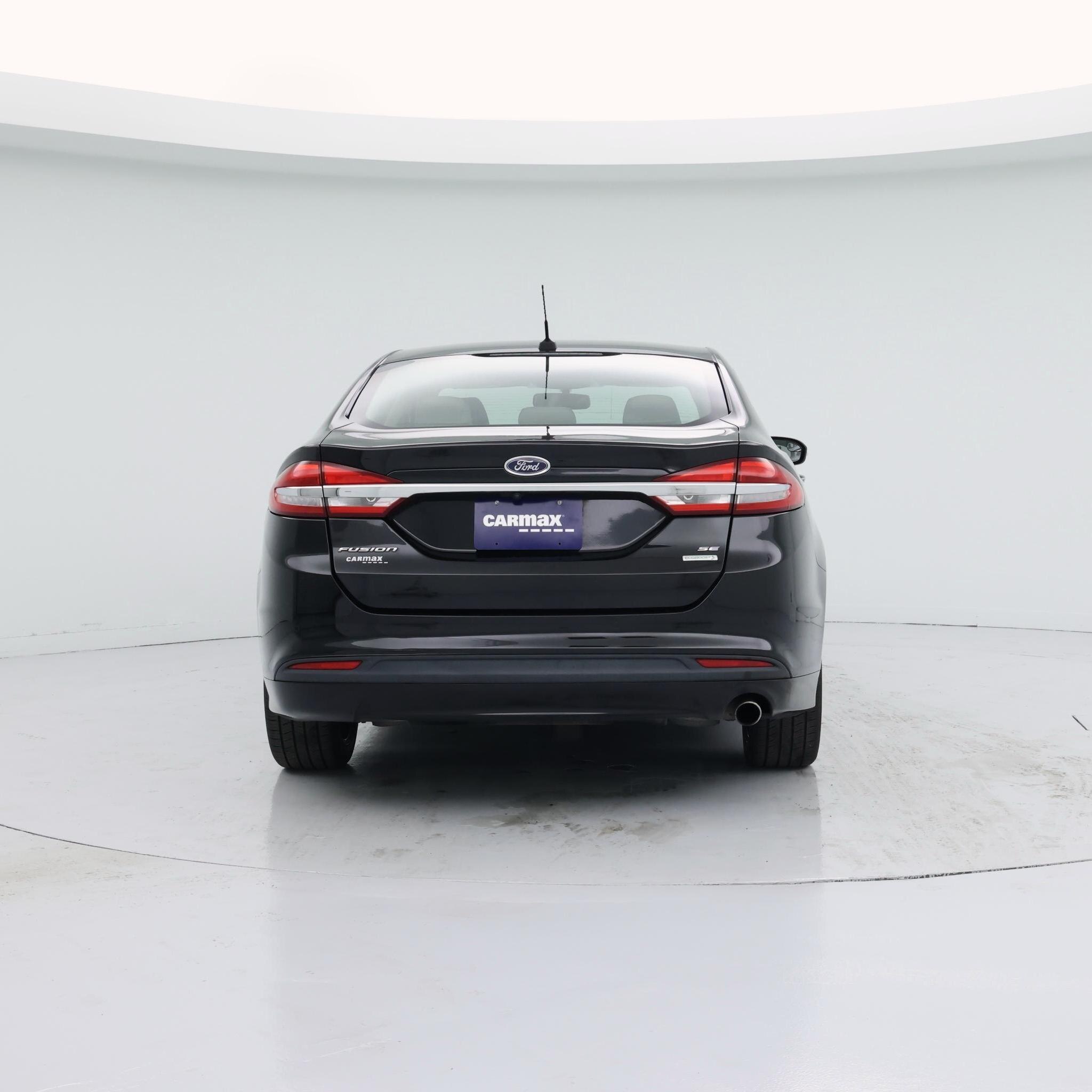 Thumbnail: 2017 Ford Fusion - 6
